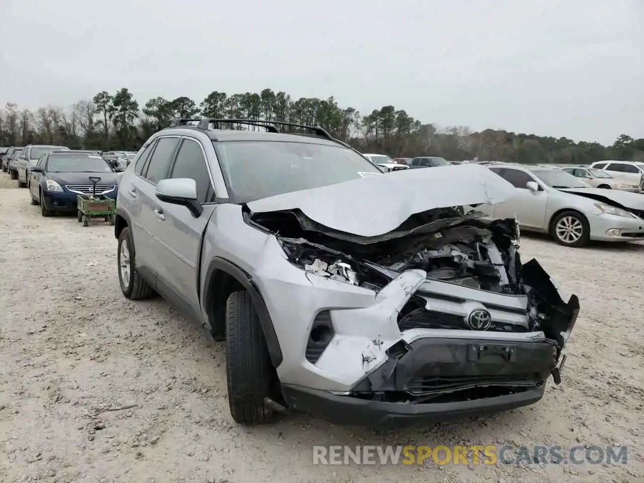 1 Photograph of a damaged car JTMW1RFV5LD053286 TOYOTA RAV4 2020