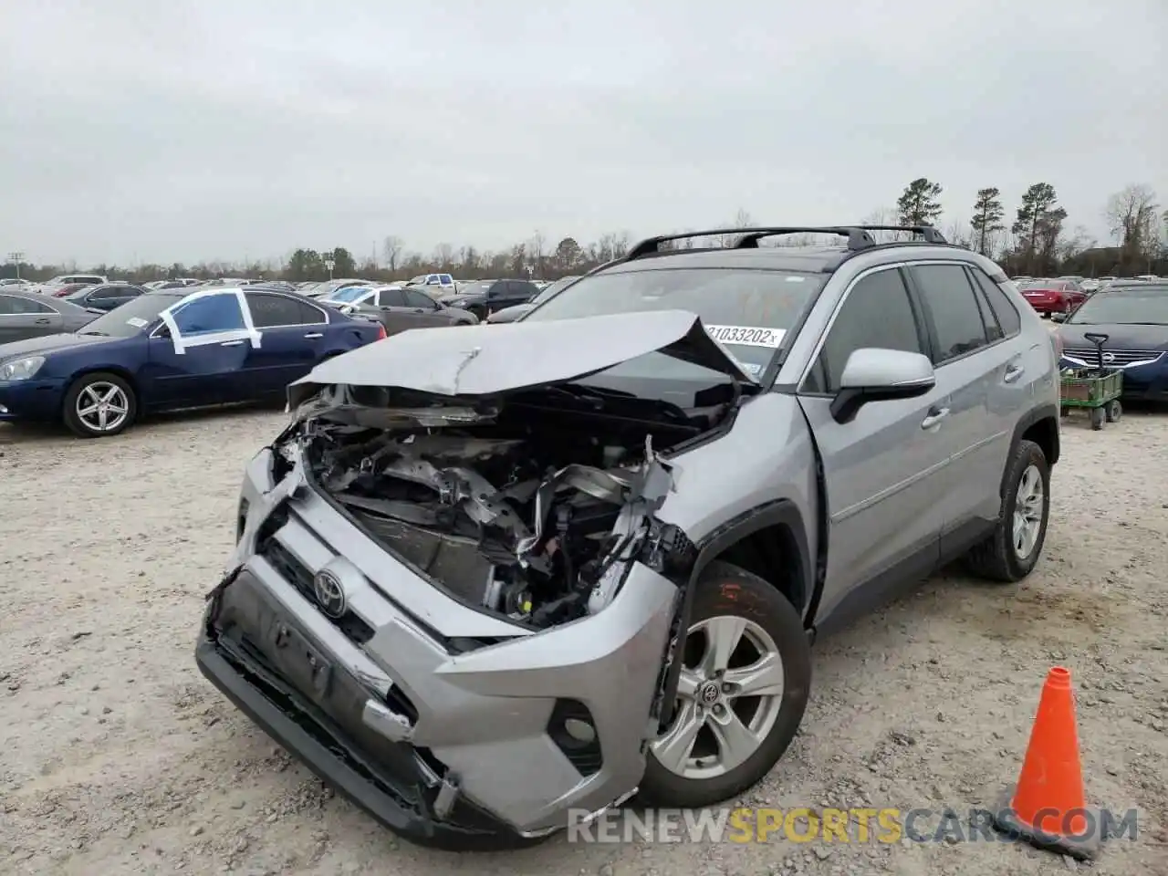 2 Photograph of a damaged car JTMW1RFV5LD053286 TOYOTA RAV4 2020