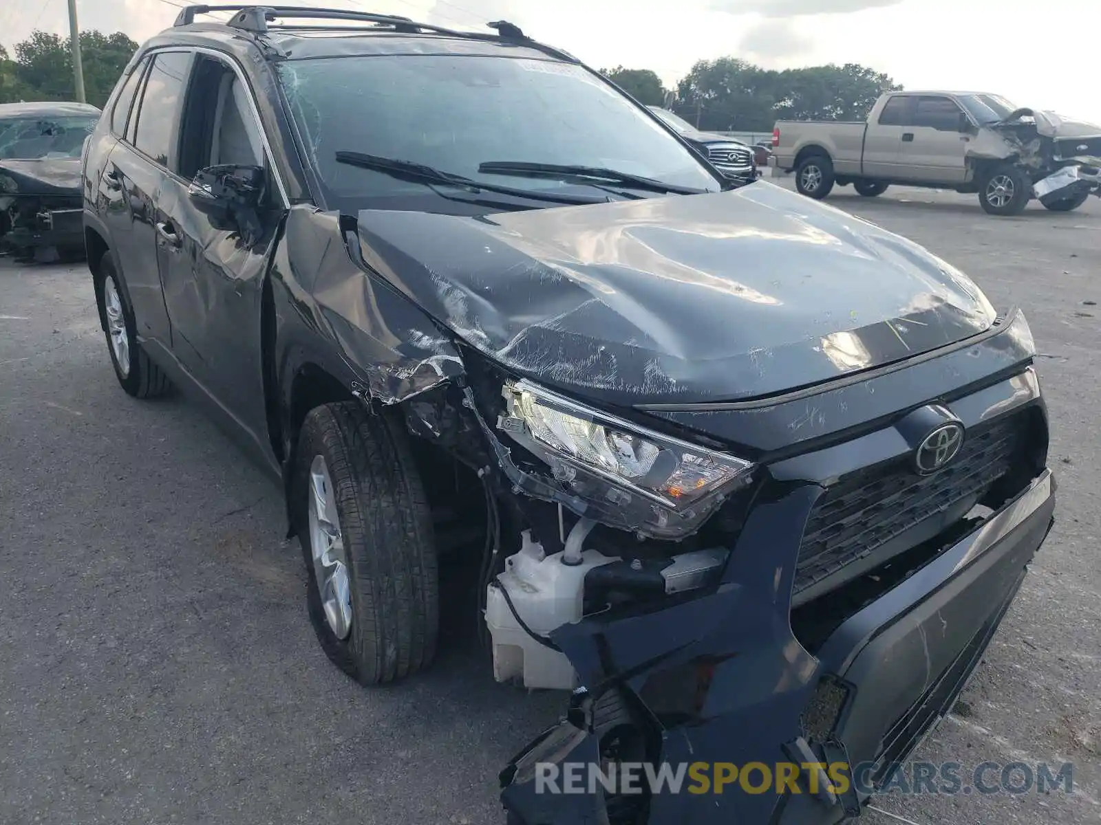 1 Photograph of a damaged car JTMW1RFV5LJ019804 TOYOTA RAV4 2020