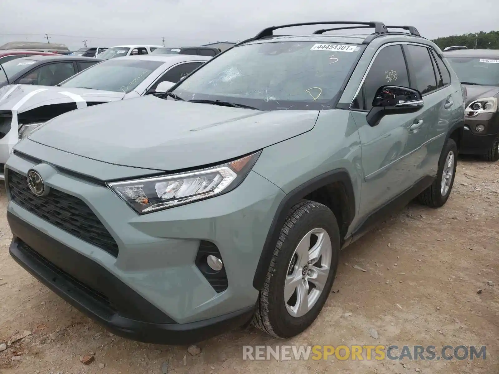 2 Фотография поврежденного автомобиля JTMW1RFV6LD058996 TOYOTA RAV4 2020