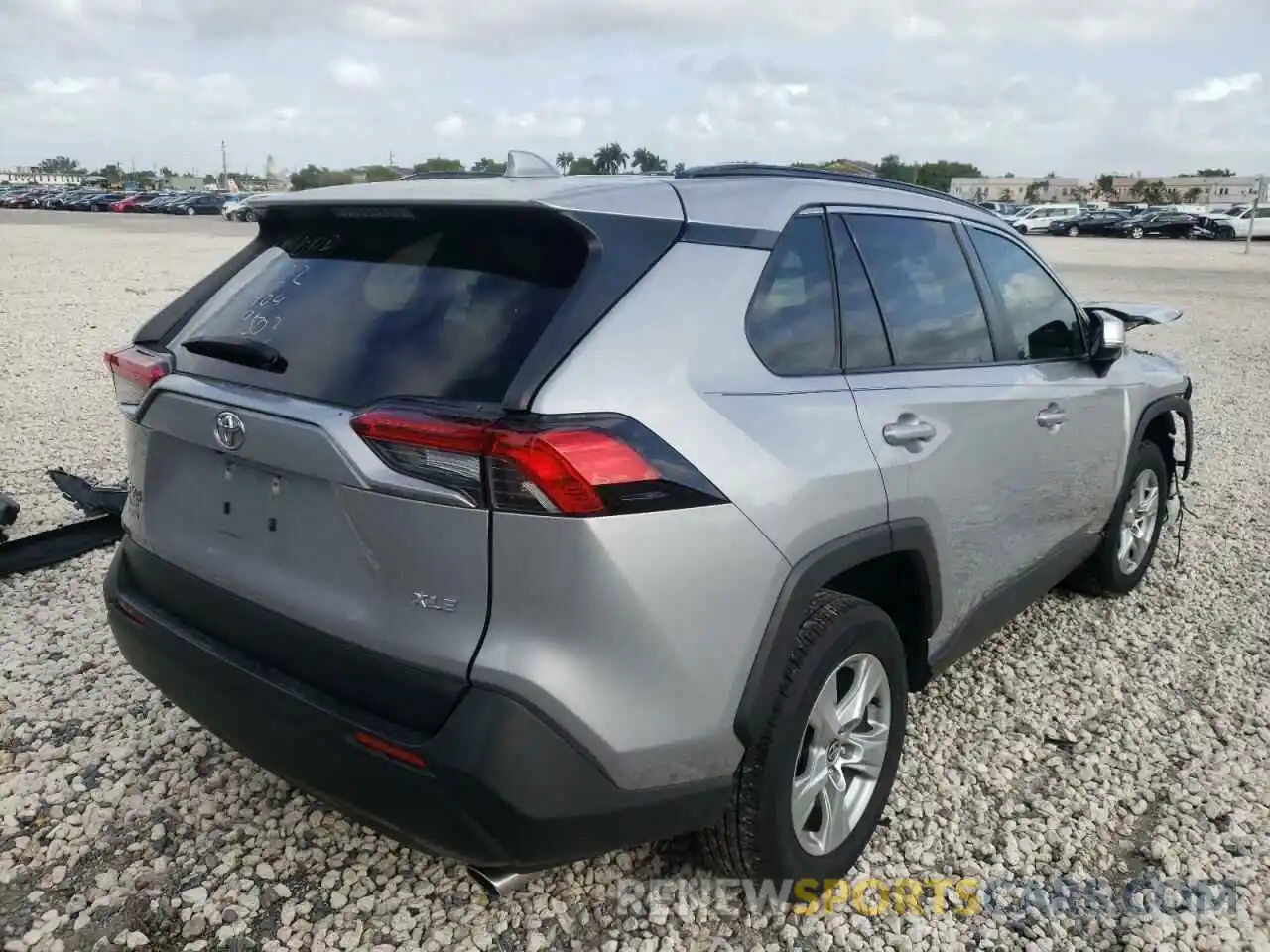 4 Фотография поврежденного автомобиля JTMW1RFV6LD519503 TOYOTA RAV4 2020