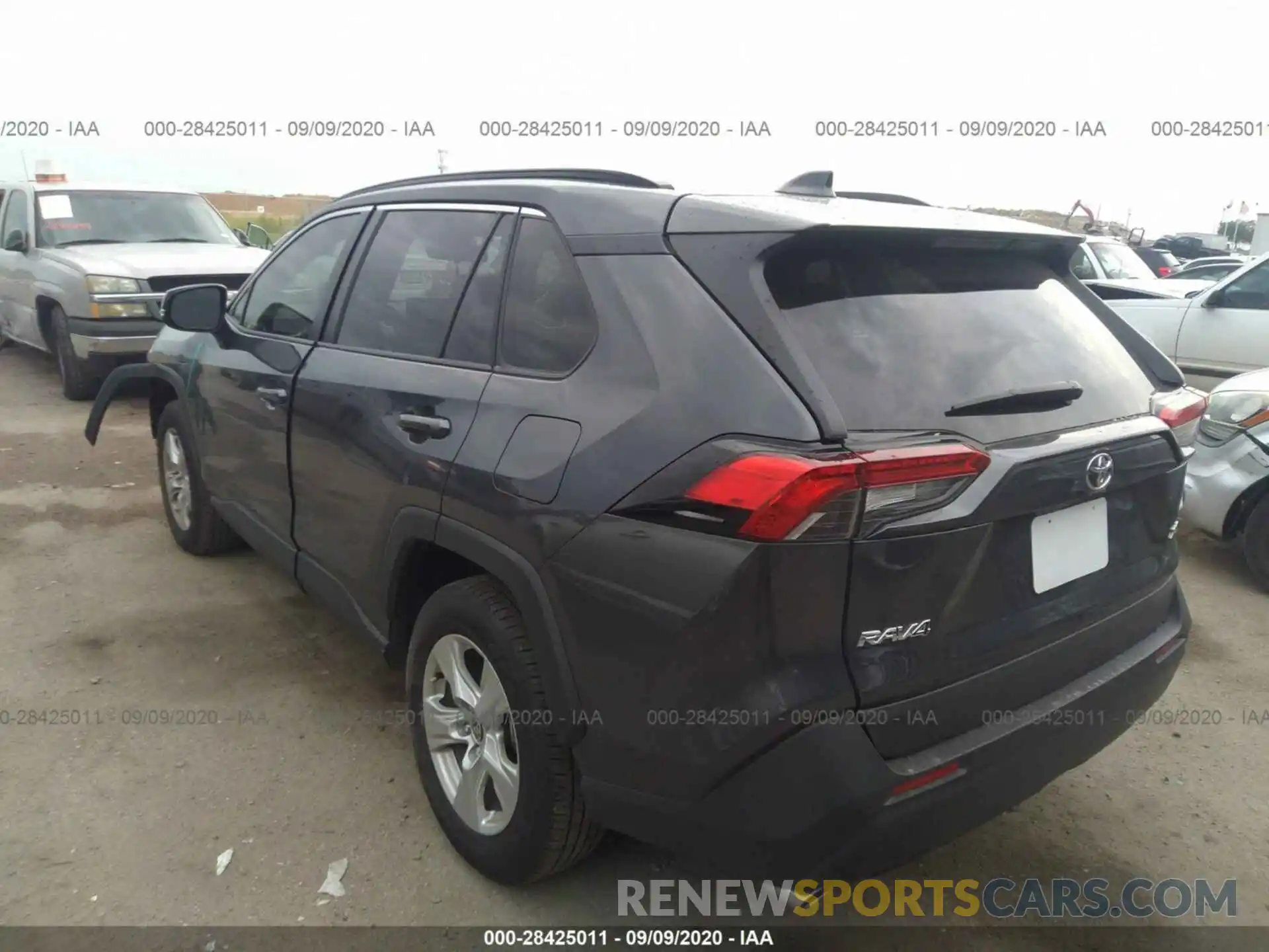 3 Фотография поврежденного автомобиля JTMW1RFV6LD520781 TOYOTA RAV4 2020