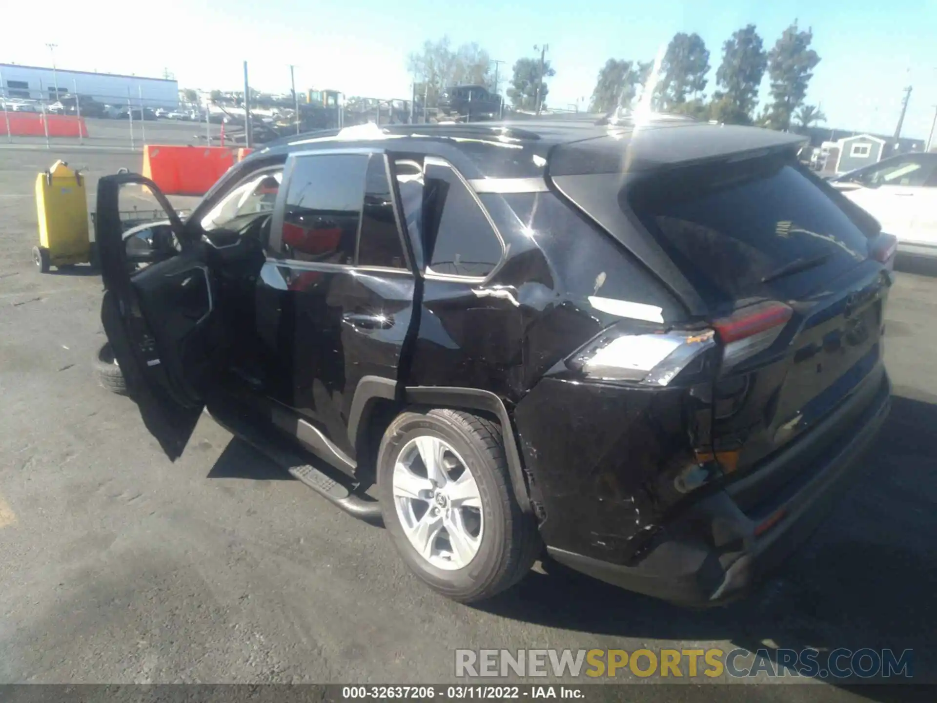 3 Photograph of a damaged car JTMW1RFV6LJ020847 TOYOTA RAV4 2020