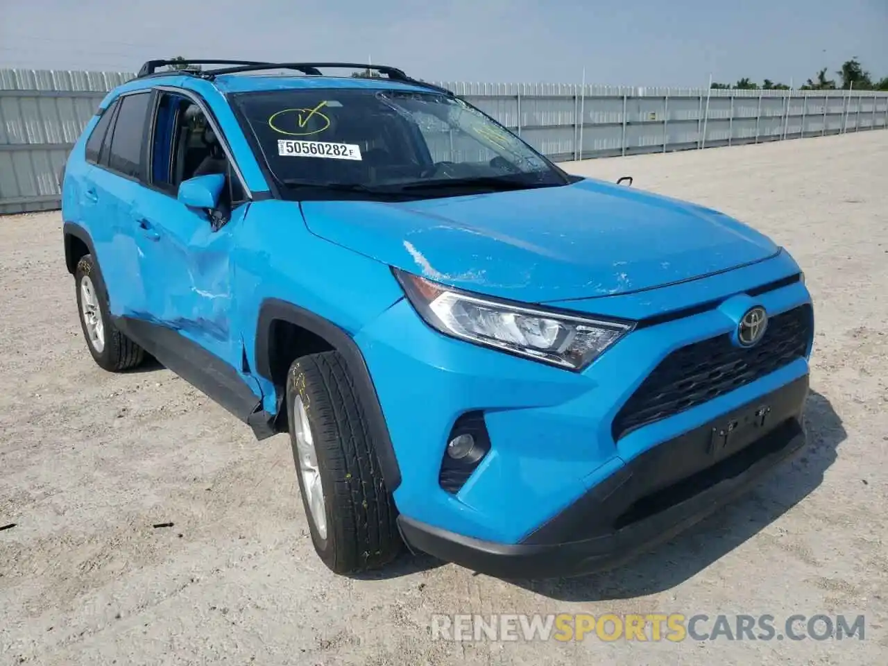 1 Фотография поврежденного автомобиля JTMW1RFV8LD045747 TOYOTA RAV4 2020