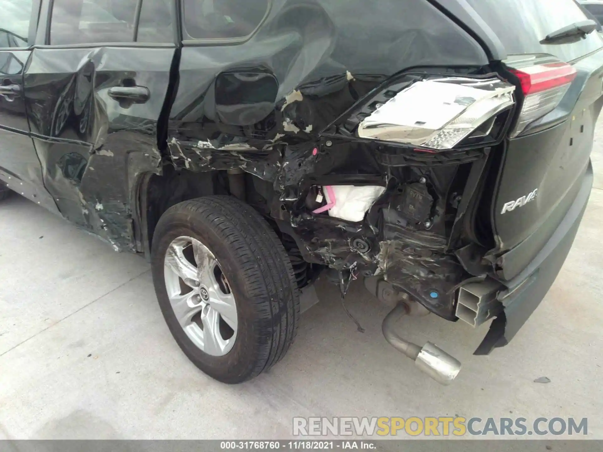 6 Photograph of a damaged car JTMW1RFV8LD050723 TOYOTA RAV4 2020