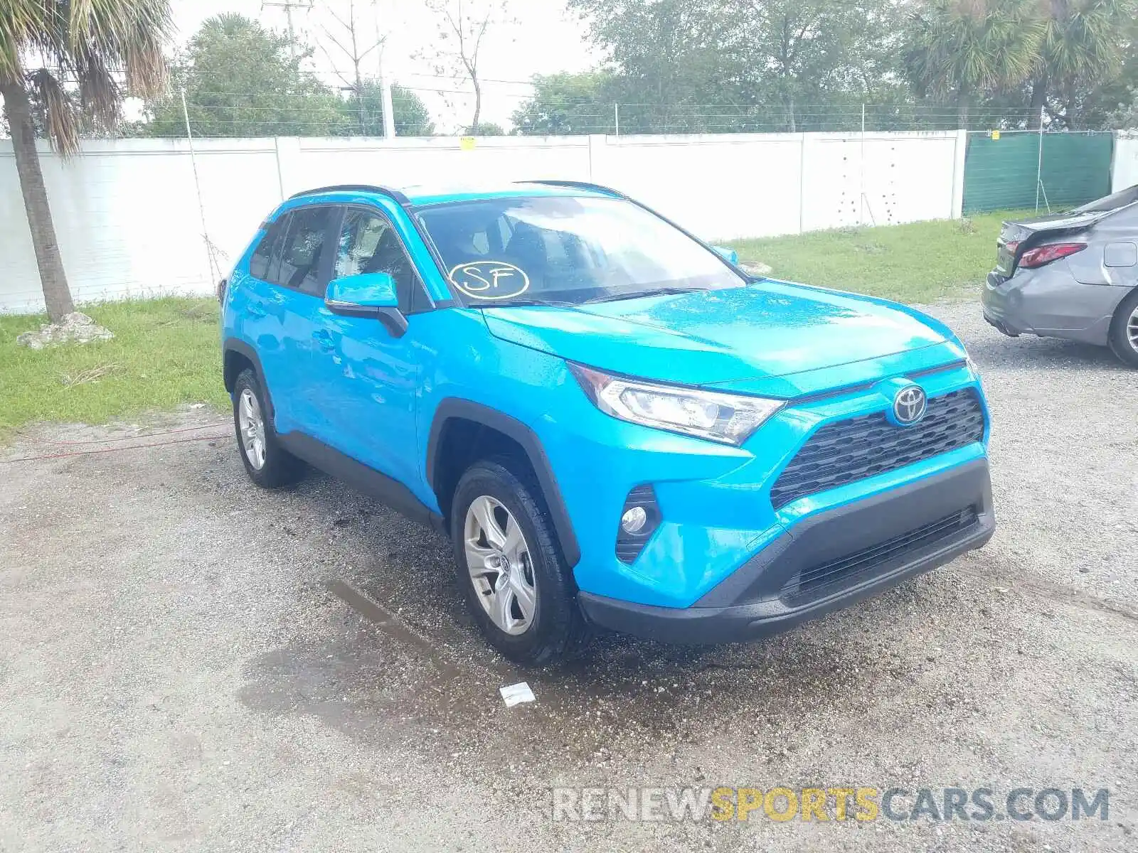 1 Фотография поврежденного автомобиля JTMW1RFV8LD052245 TOYOTA RAV4 2020