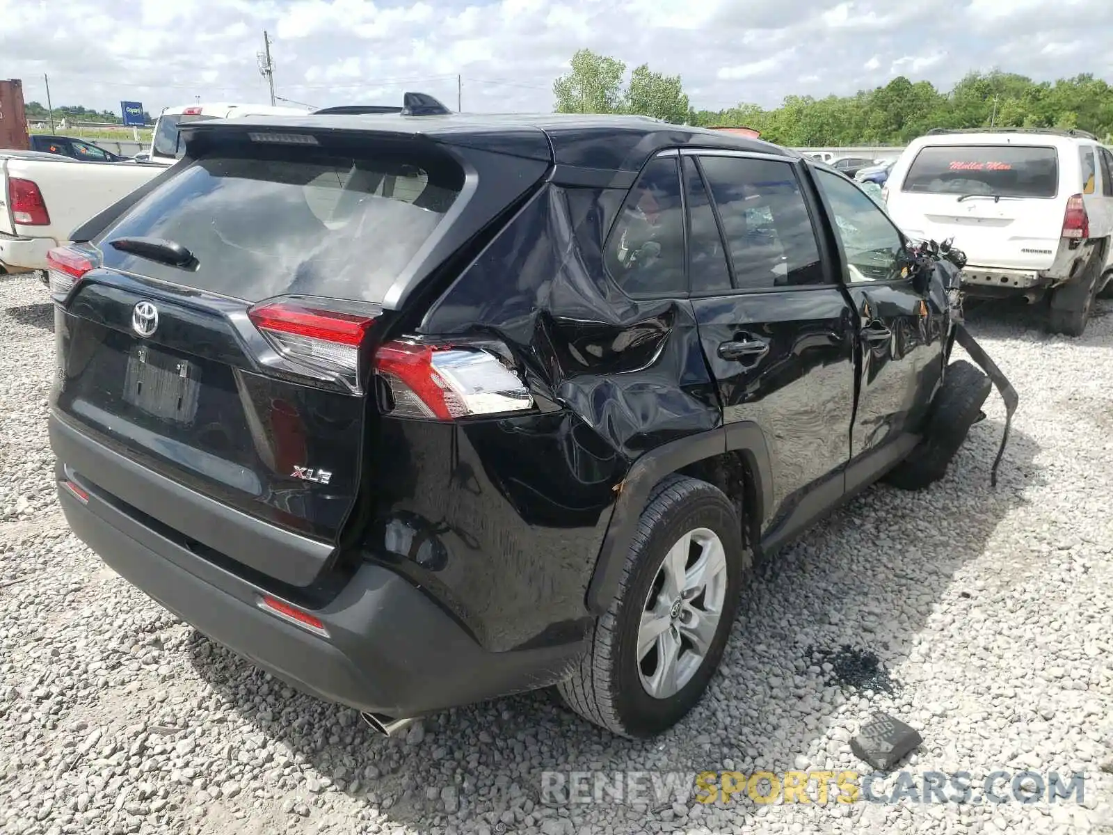 4 Photograph of a damaged car JTMW1RFV9LD518801 TOYOTA RAV4 2020