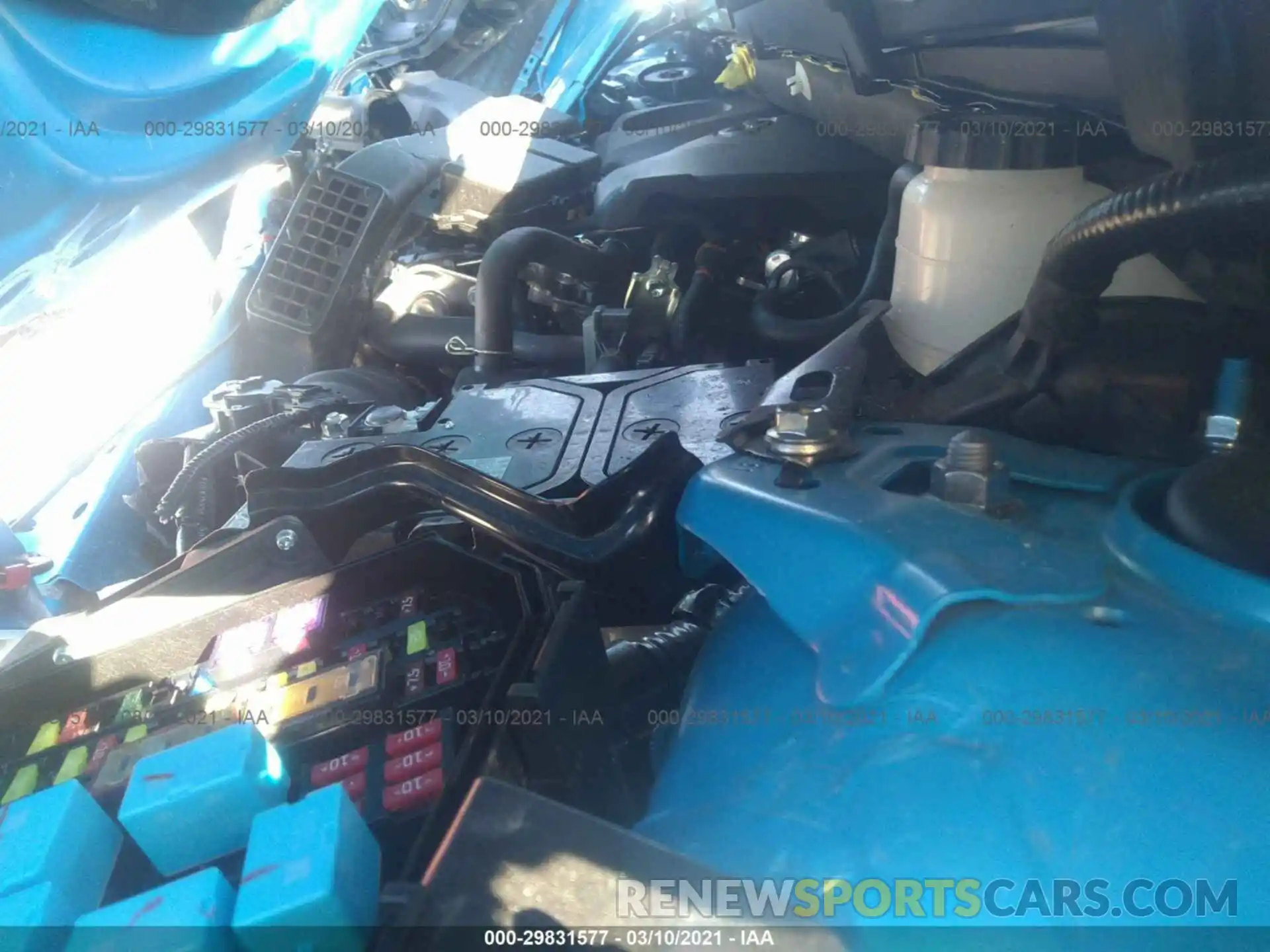 10 Photograph of a damaged car JTMW1RFV9LJ020535 TOYOTA RAV4 2020