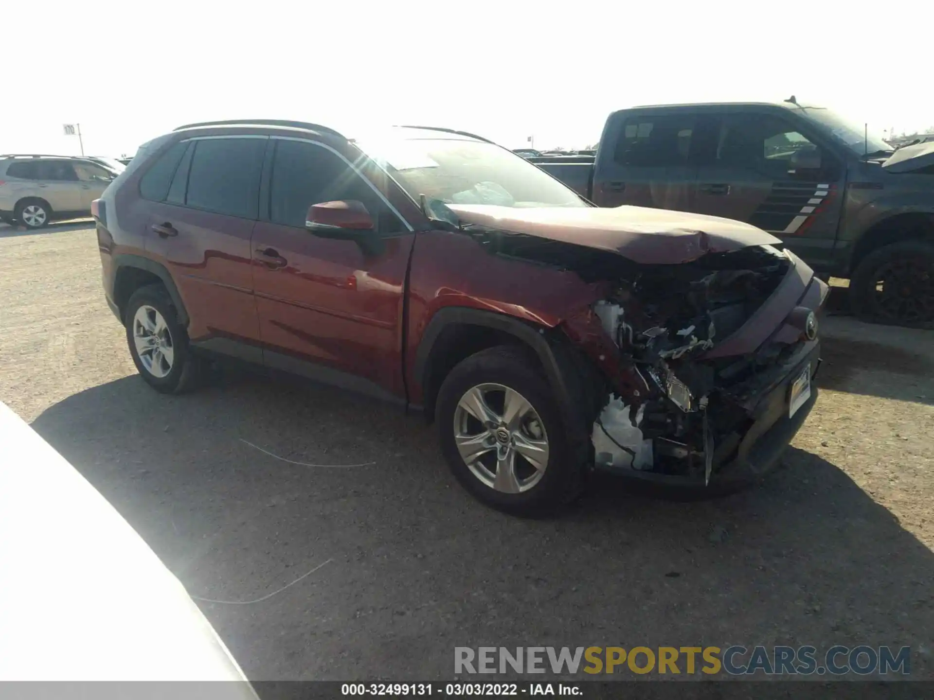 1 Photograph of a damaged car JTMW1RFVXLD052411 TOYOTA RAV4 2020