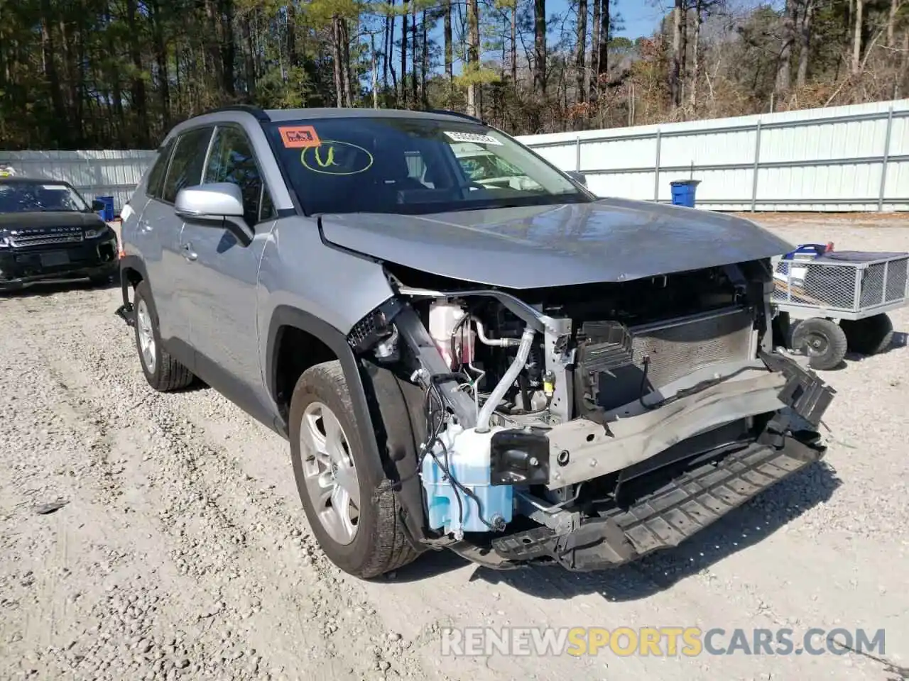 1 Photograph of a damaged car JTMW1RFVXLD519648 TOYOTA RAV4 2020