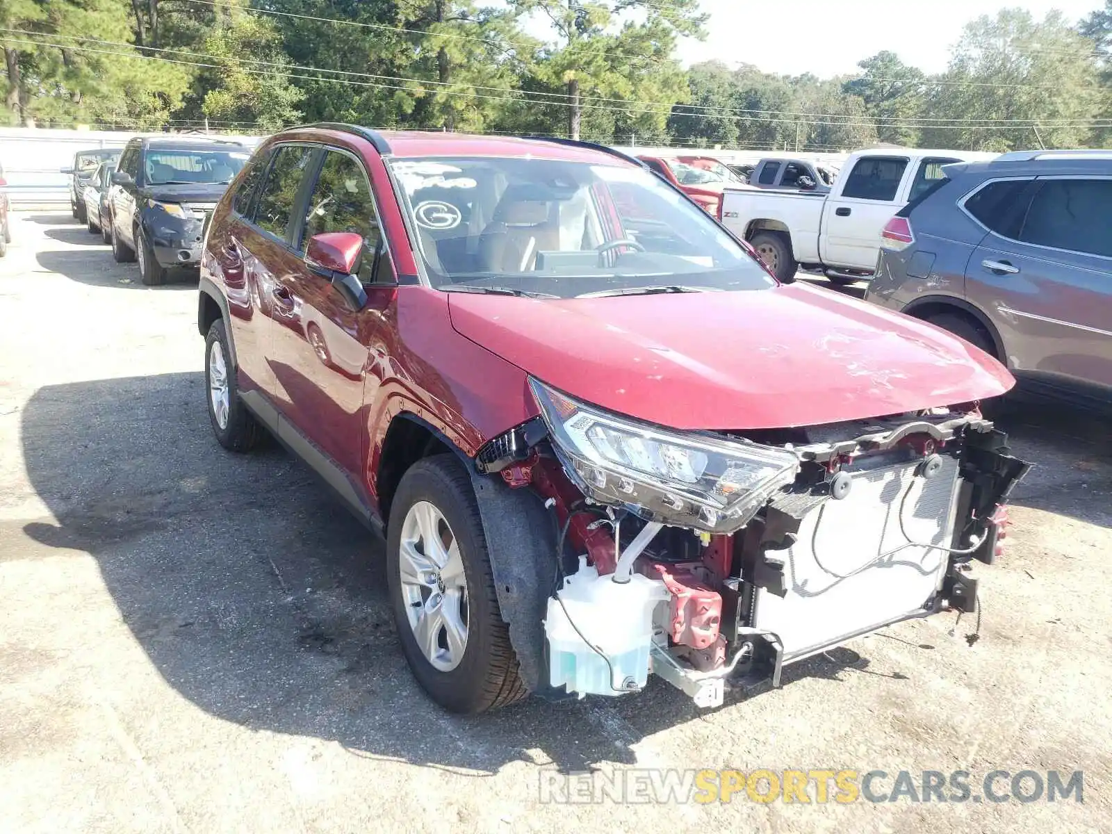 1 Photograph of a damaged car JTMW1RFVXLJ019135 TOYOTA RAV4 2020