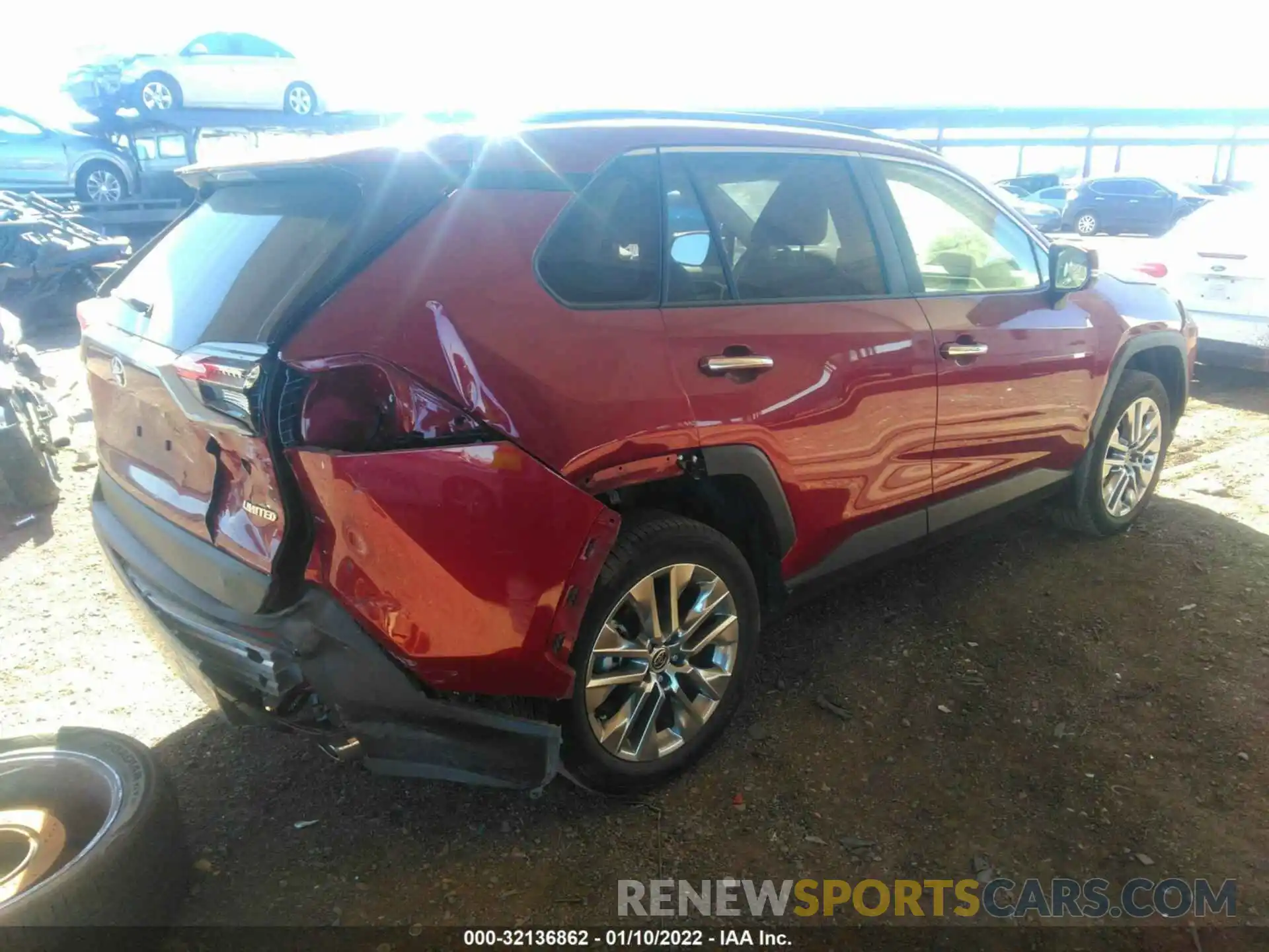 4 Photograph of a damaged car JTMY1RFV0LD060946 TOYOTA RAV4 2020