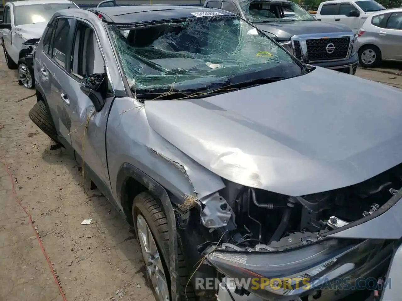 9 Photograph of a damaged car JTMY1RFV1LD517795 TOYOTA RAV4 2020