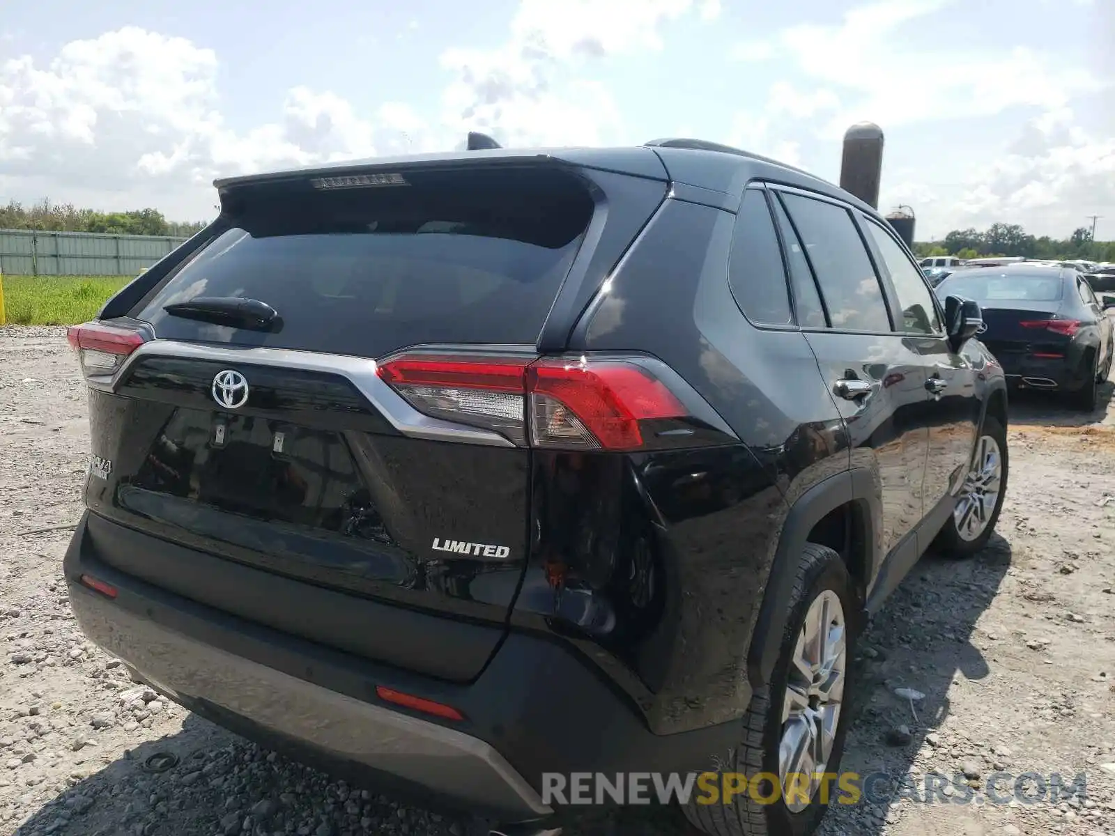 4 Photograph of a damaged car JTMY1RFV2LD517563 TOYOTA RAV4 2020