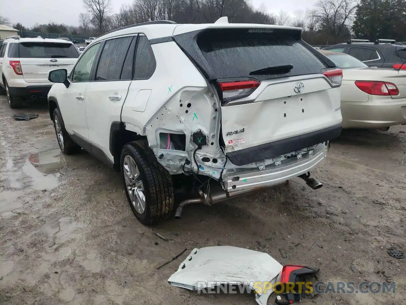 3 Photograph of a damaged car JTMY1RFV3LJ021544 TOYOTA RAV4 2020