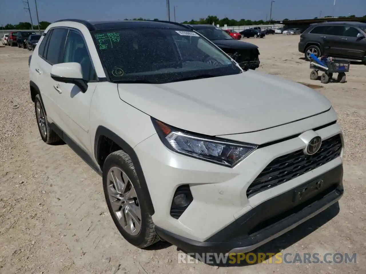 1 Photograph of a damaged car JTMY1RFV4LJ022427 TOYOTA RAV4 2020