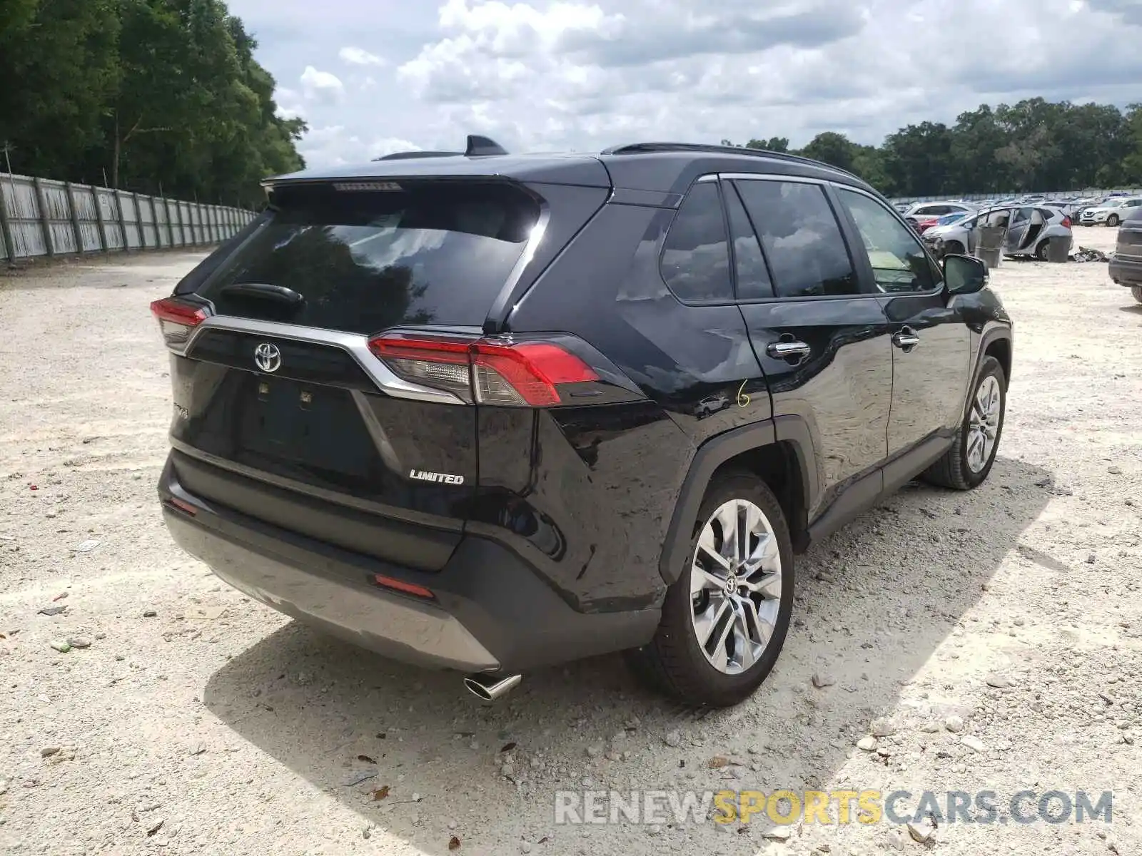 4 Photograph of a damaged car JTMY1RFV5LJ019570 TOYOTA RAV4 2020