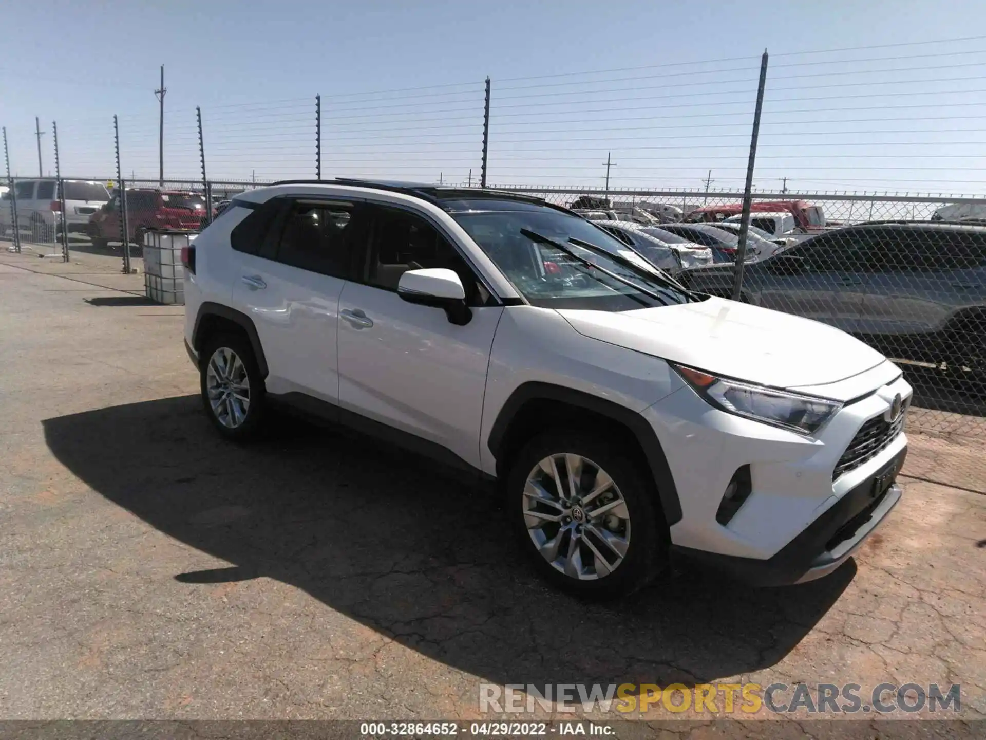 1 Photograph of a damaged car JTMY1RFV7LD519986 TOYOTA RAV4 2020