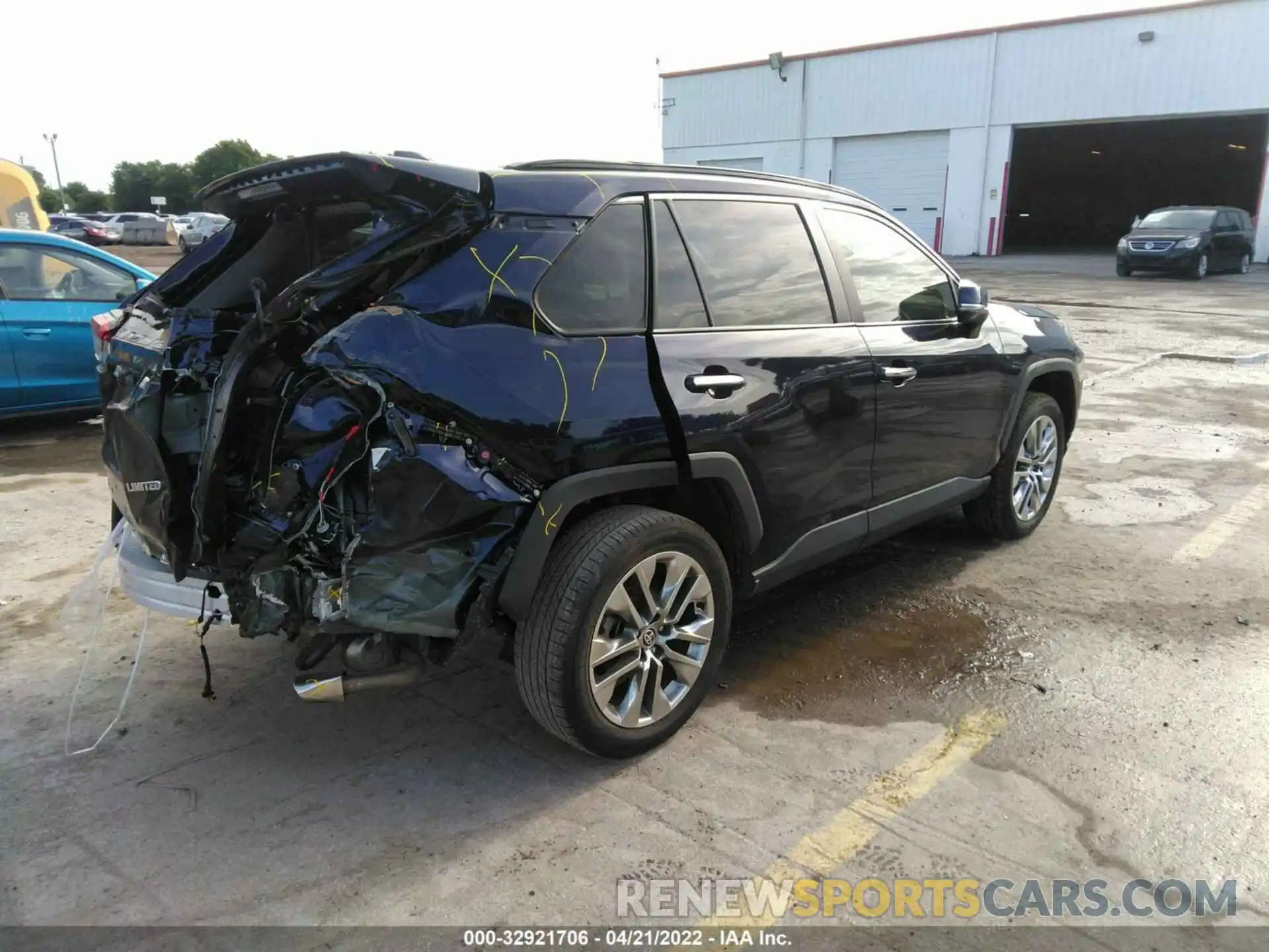 4 Photograph of a damaged car JTMY1RFV9LD046706 TOYOTA RAV4 2020