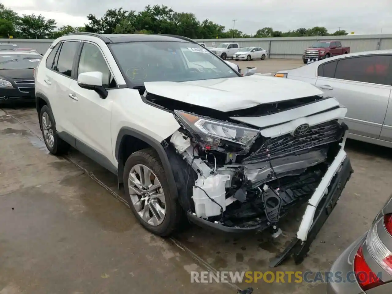 1 Photograph of a damaged car JTMY1RFVXLD518461 TOYOTA RAV4 2020