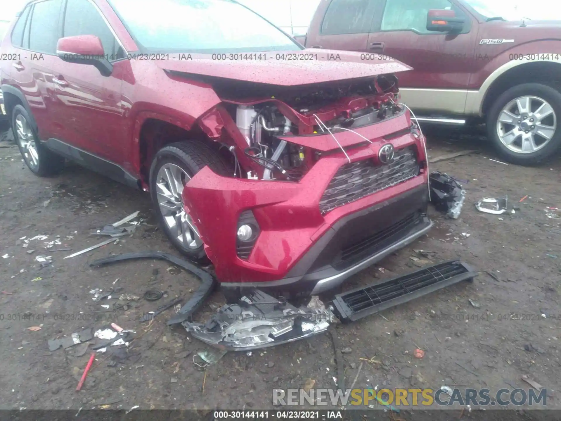 1 Photograph of a damaged car JTMY1RFVXLD522168 TOYOTA RAV4 2020