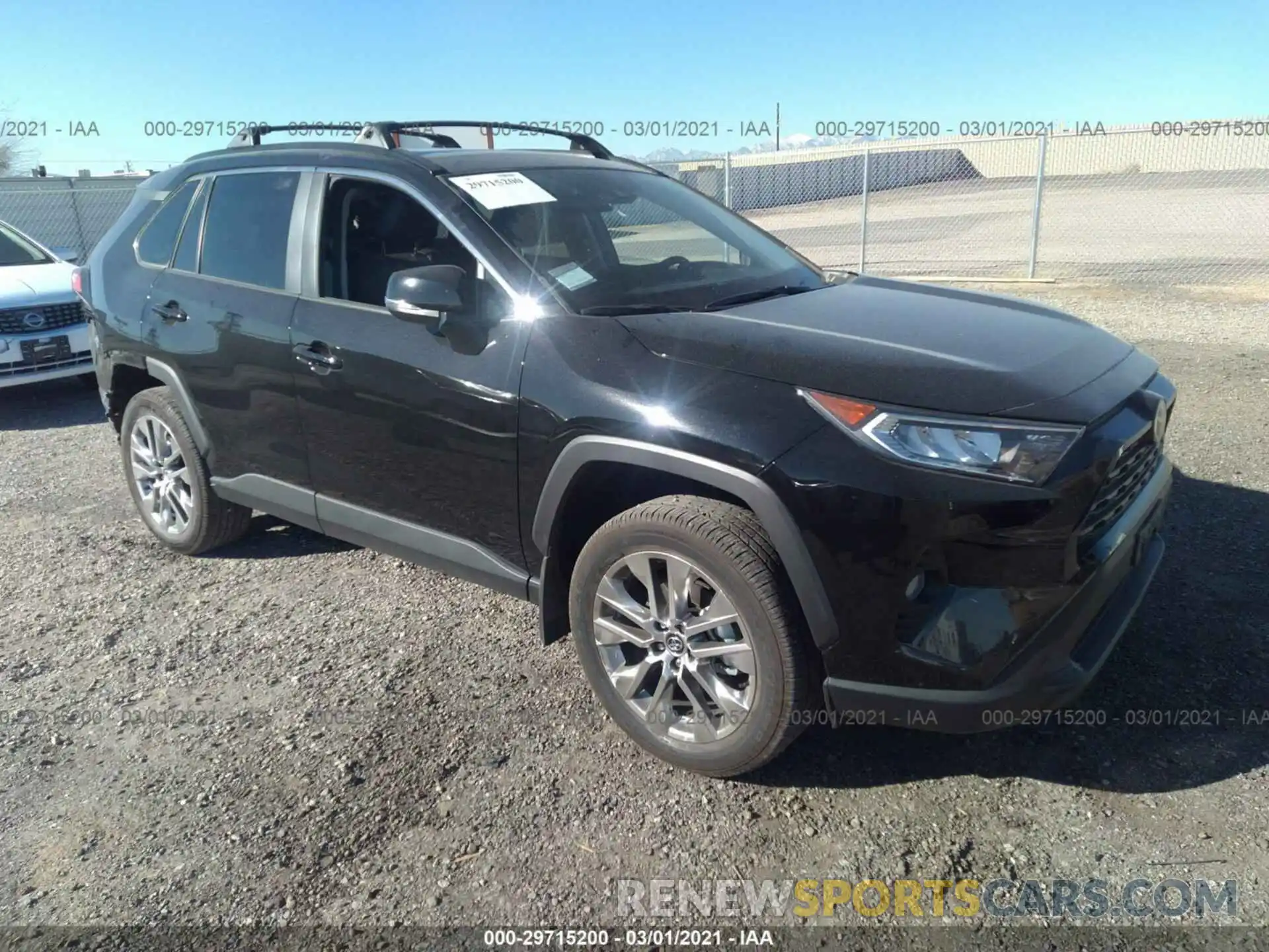 1 Photograph of a damaged car 2T3A1RFV0MC156440 TOYOTA RAV4 2021