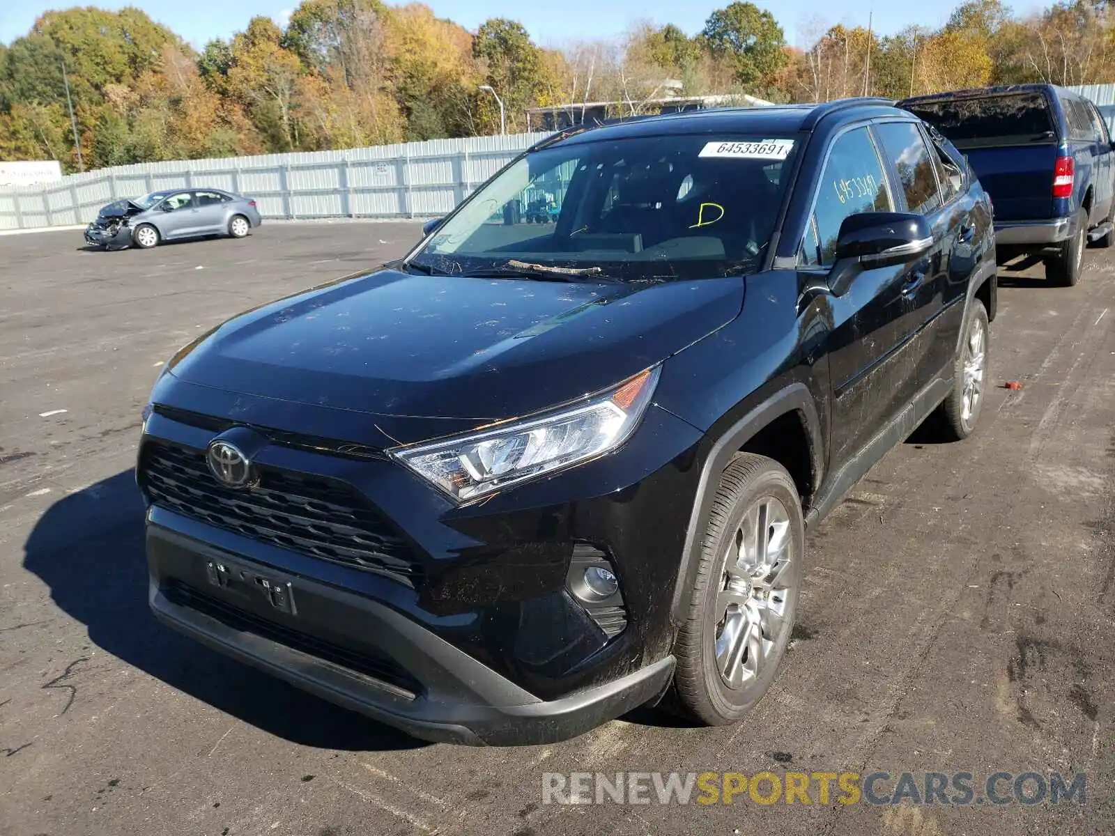 2 Photograph of a damaged car 2T3A1RFV0MC174131 TOYOTA RAV4 2021