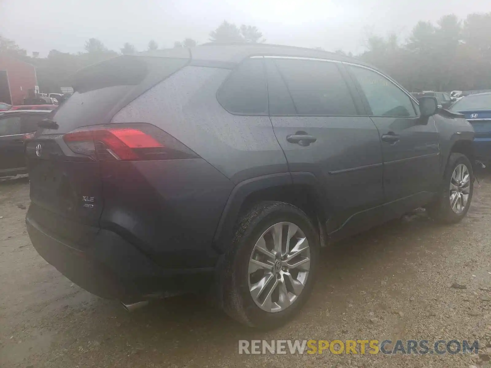 4 Photograph of a damaged car 2T3A1RFV0MC175490 TOYOTA RAV4 2021