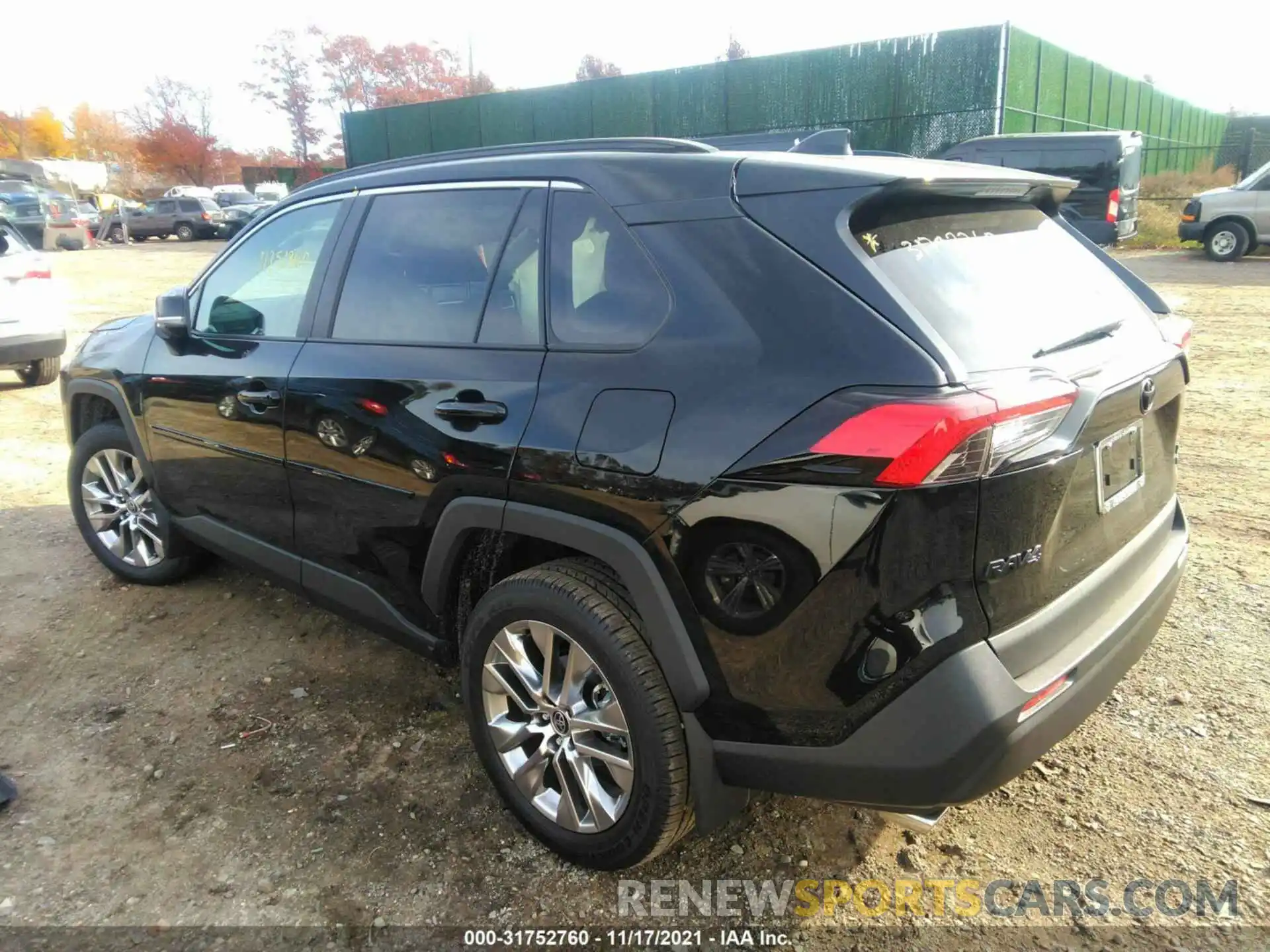 3 Photograph of a damaged car 2T3A1RFV0MC242072 TOYOTA RAV4 2021