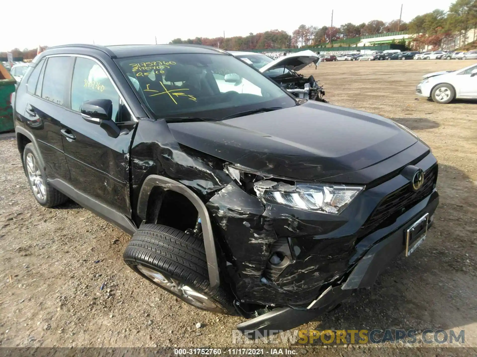 6 Photograph of a damaged car 2T3A1RFV0MC242072 TOYOTA RAV4 2021