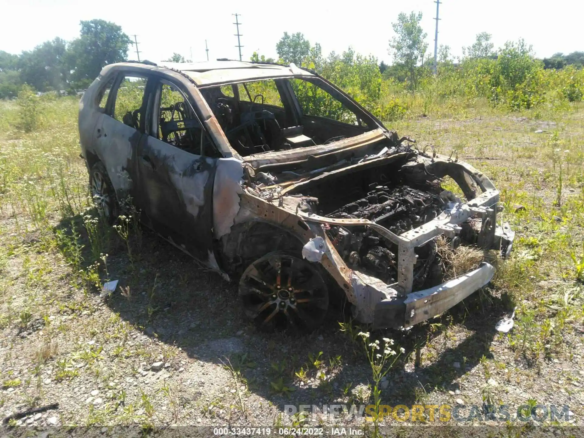 1 Photograph of a damaged car 2T3A1RFV0MW183510 TOYOTA RAV4 2021