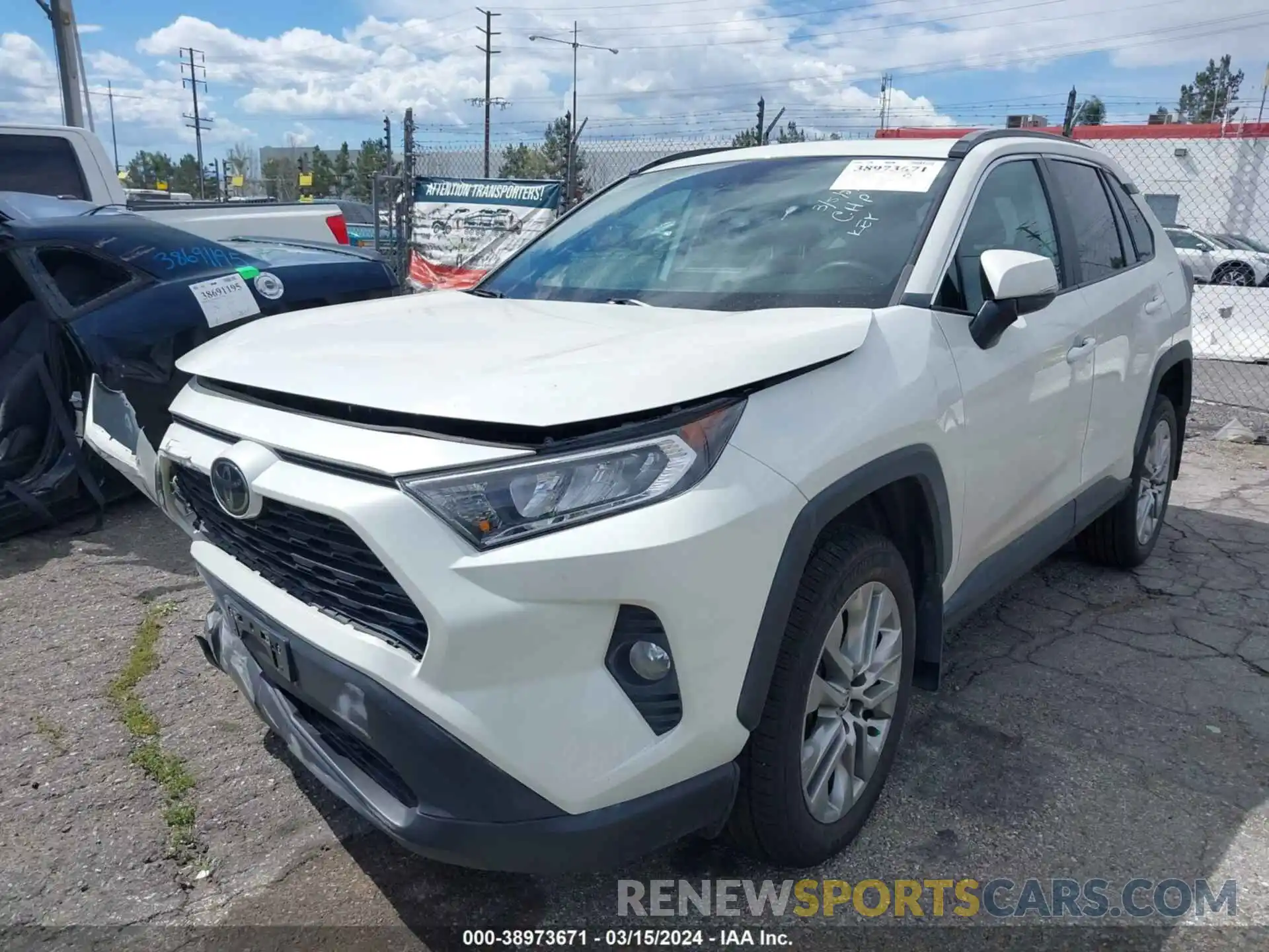 2 Photograph of a damaged car 2T3A1RFV0MW191686 TOYOTA RAV4 2021