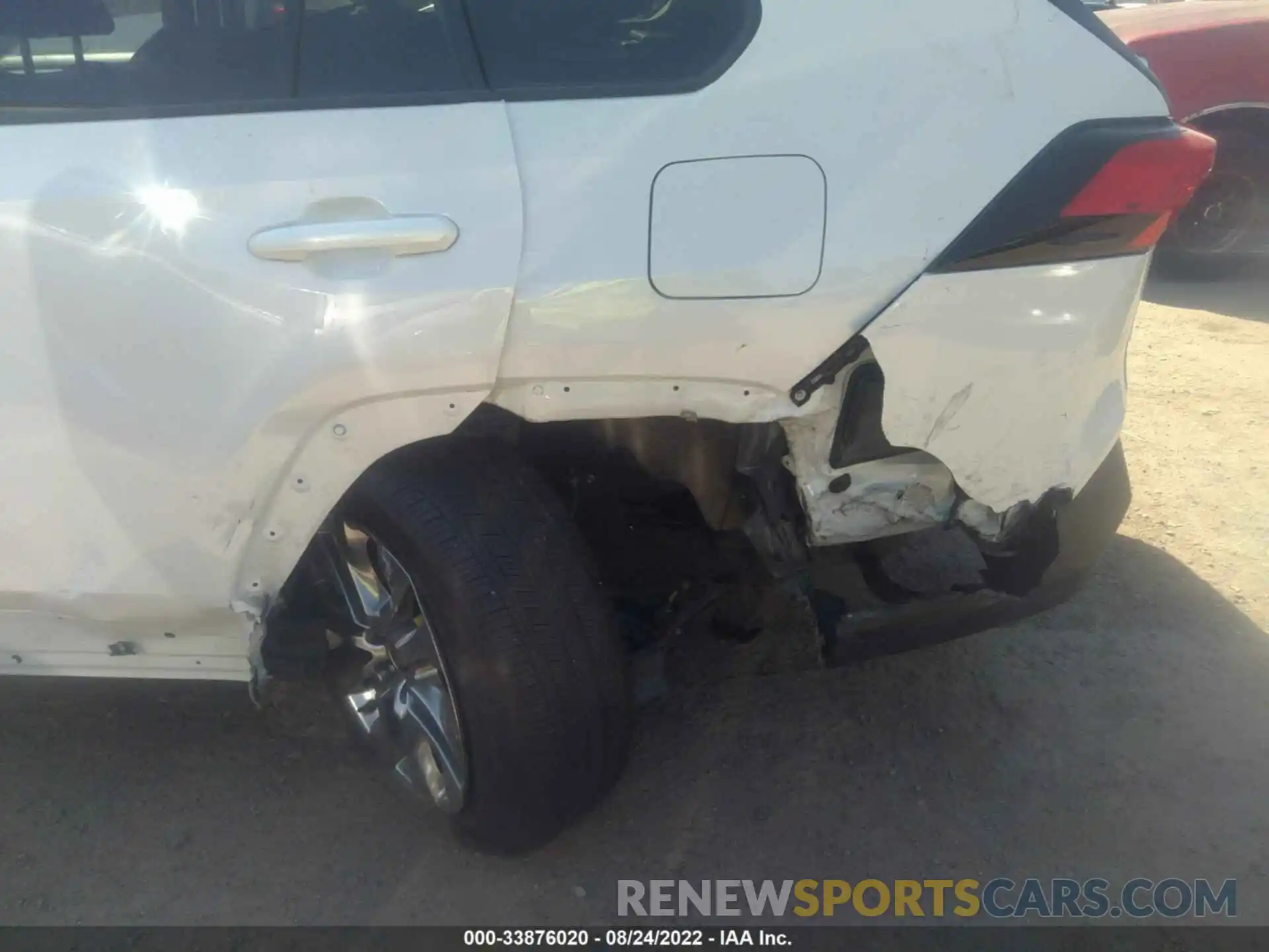 6 Photograph of a damaged car 2T3A1RFV0MW202041 TOYOTA RAV4 2021