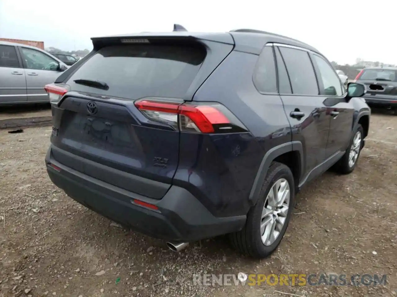 4 Photograph of a damaged car 2T3A1RFV0MW224007 TOYOTA RAV4 2021