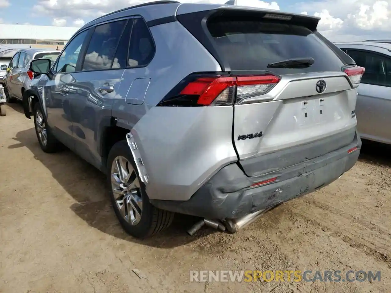 3 Photograph of a damaged car 2T3A1RFV1MC190662 TOYOTA RAV4 2021