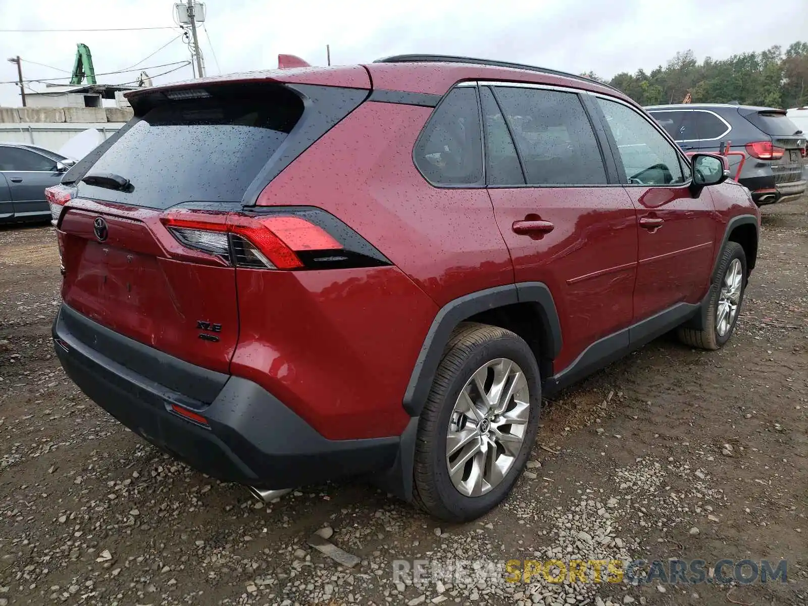 4 Photograph of a damaged car 2T3A1RFV1MW188635 TOYOTA RAV4 2021