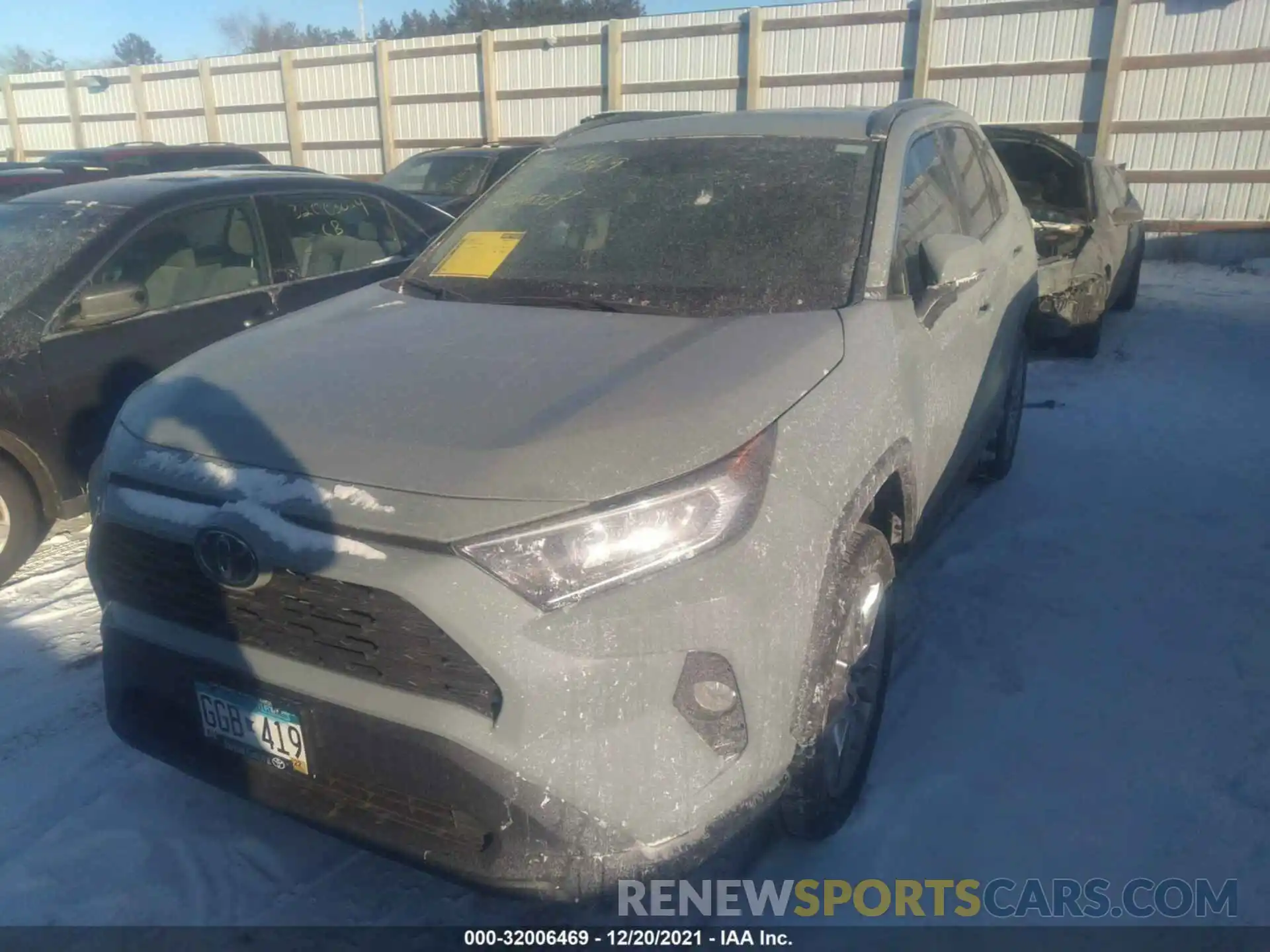 2 Photograph of a damaged car 2T3A1RFV1MW197903 TOYOTA RAV4 2021