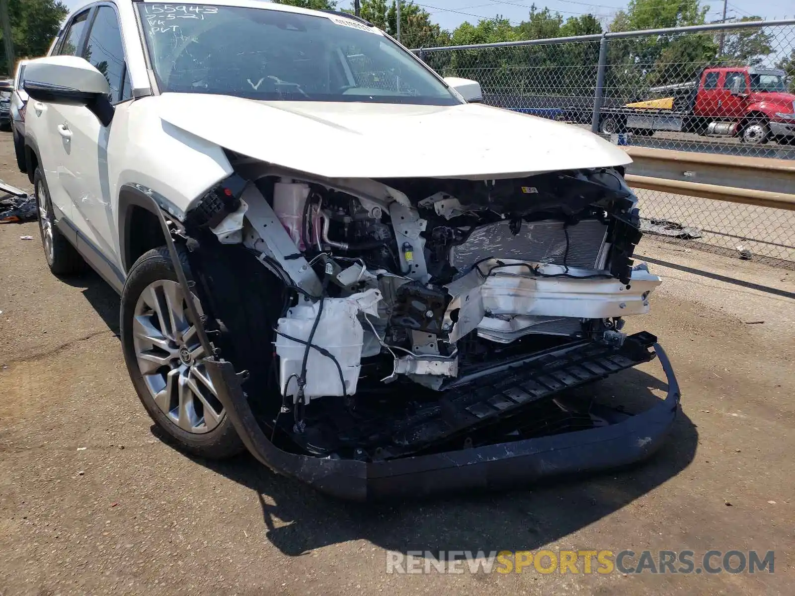 9 Photograph of a damaged car 2T3A1RFV1MW210360 TOYOTA RAV4 2021