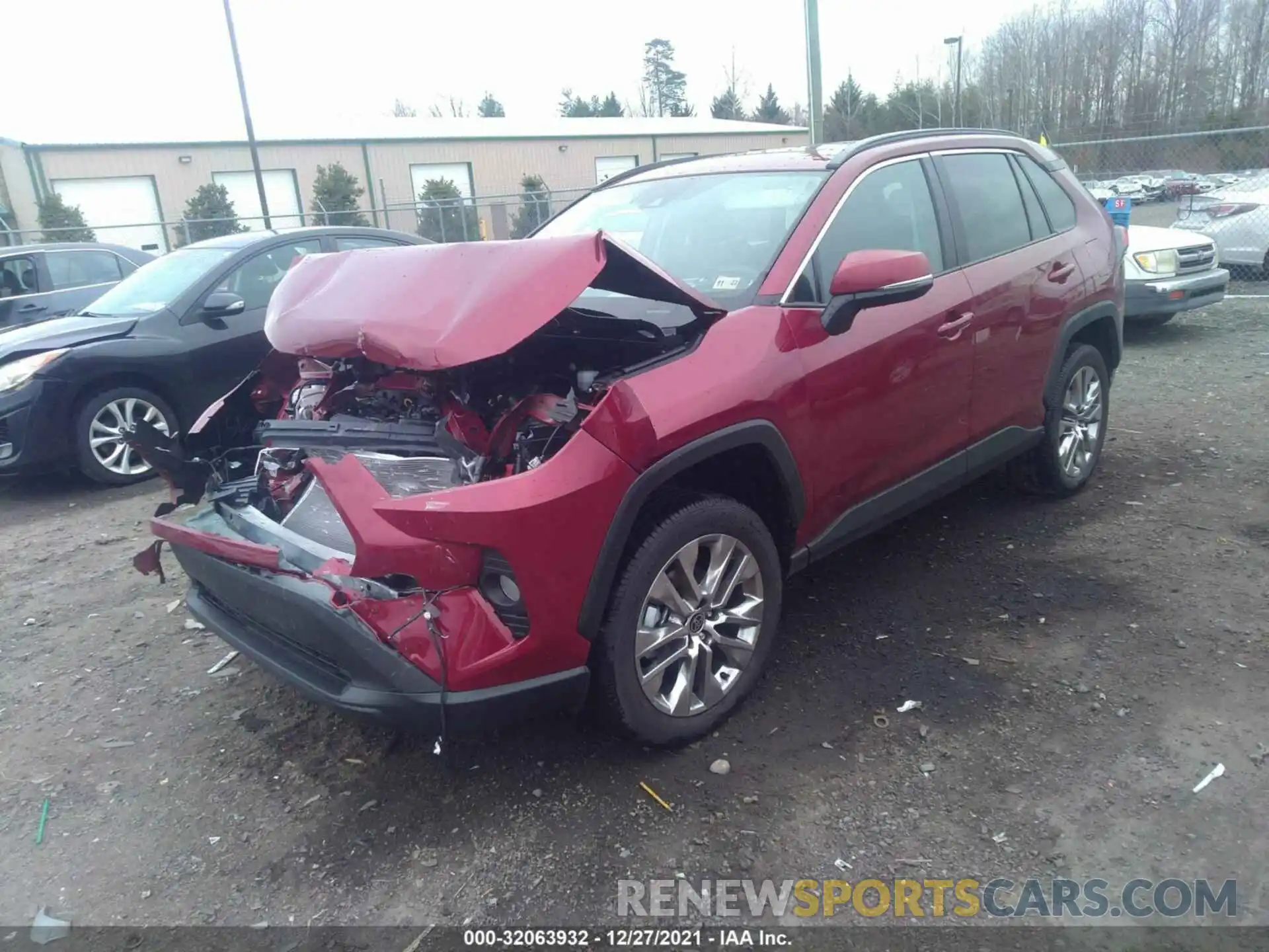 2 Photograph of a damaged car 2T3A1RFV1MW232469 TOYOTA RAV4 2021