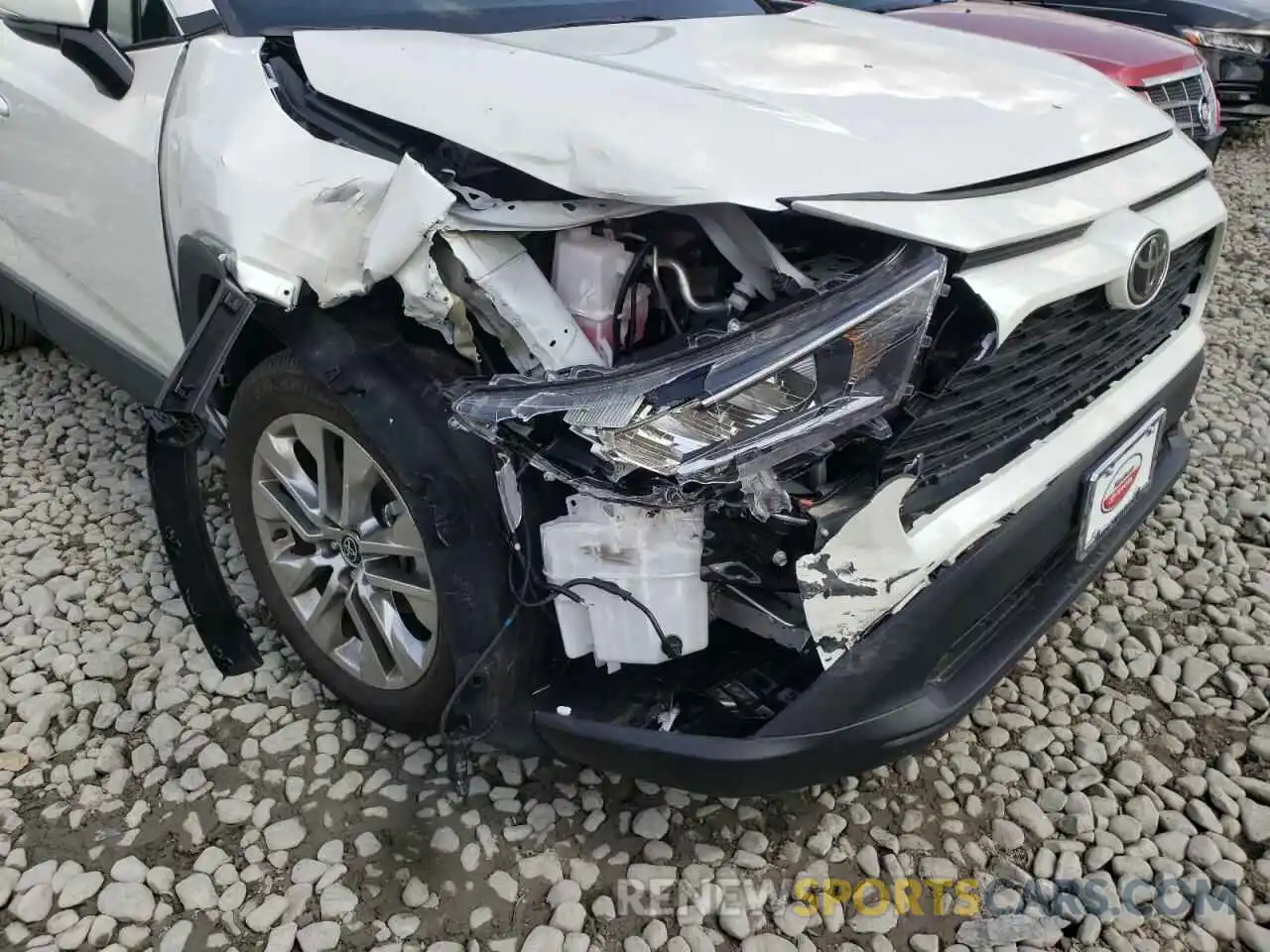 10 Photograph of a damaged car 2T3A1RFV1MW246369 TOYOTA RAV4 2021