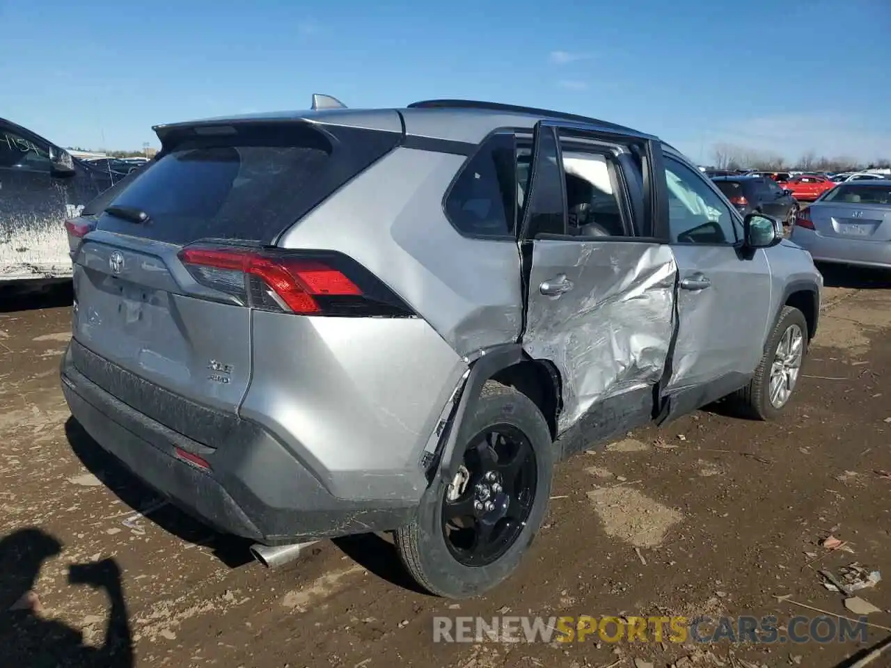 3 Photograph of a damaged car 2T3A1RFV2MC170727 TOYOTA RAV4 2021