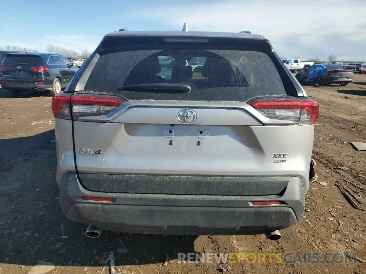 6 Photograph of a damaged car 2T3A1RFV2MC170727 TOYOTA RAV4 2021