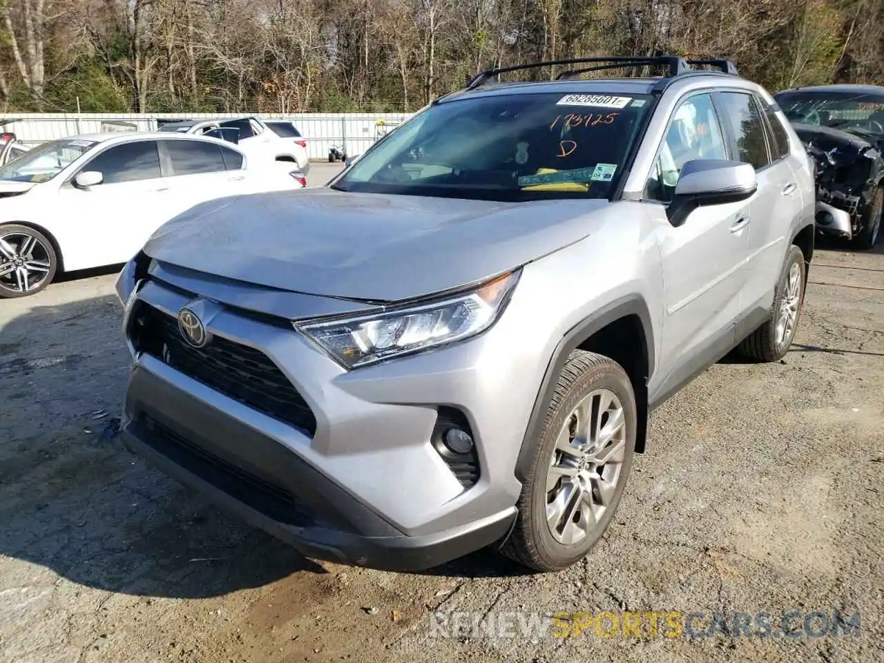 2 Photograph of a damaged car 2T3A1RFV2MC173725 TOYOTA RAV4 2021