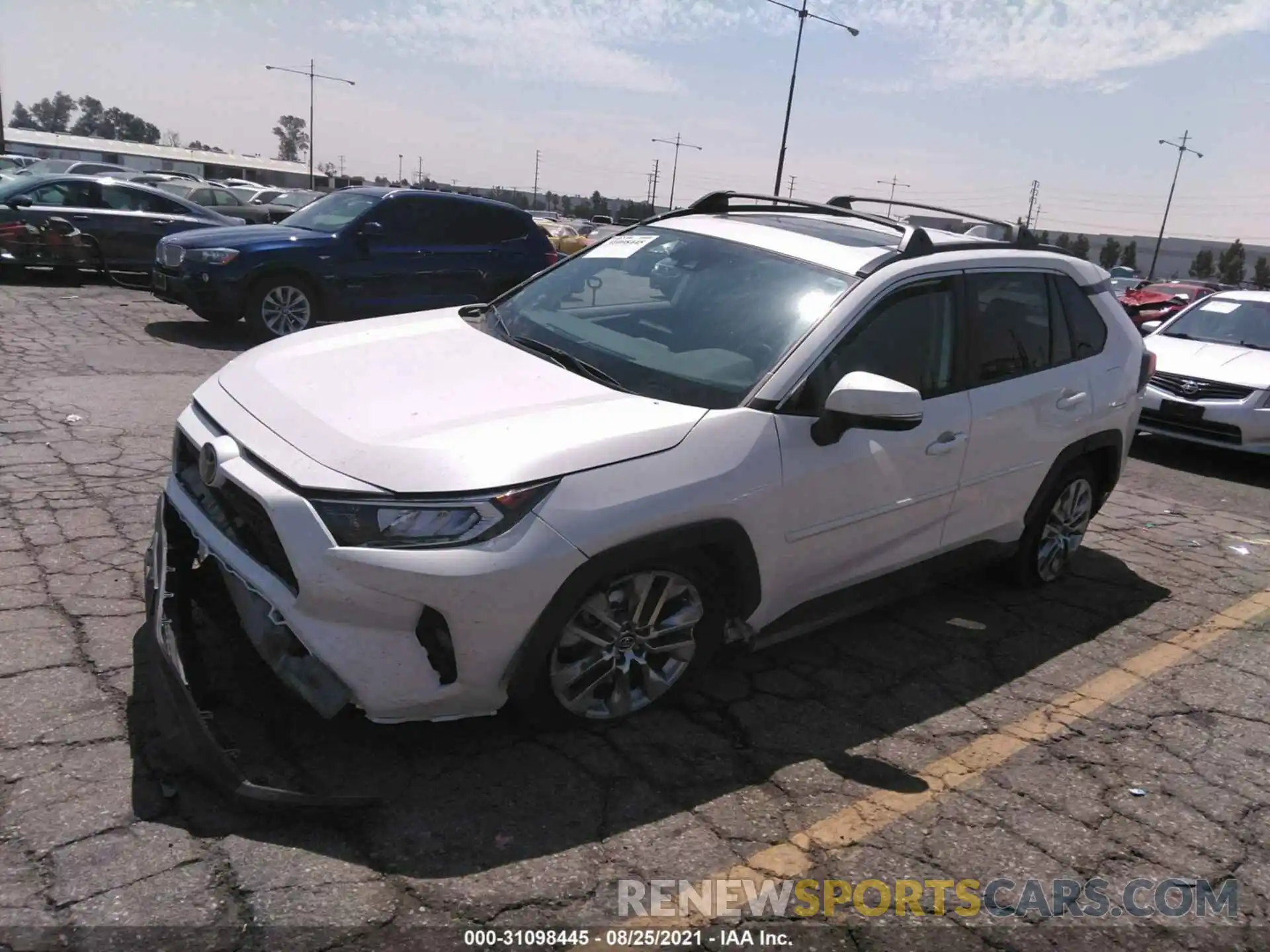 2 Photograph of a damaged car 2T3A1RFV2MW144577 TOYOTA RAV4 2021