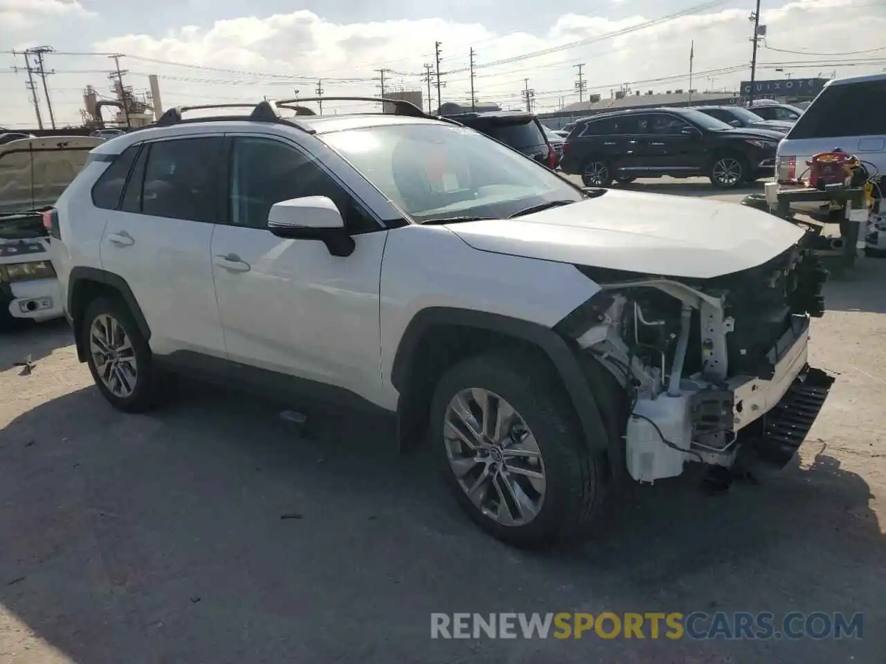 4 Photograph of a damaged car 2T3A1RFV2MW180818 TOYOTA RAV4 2021