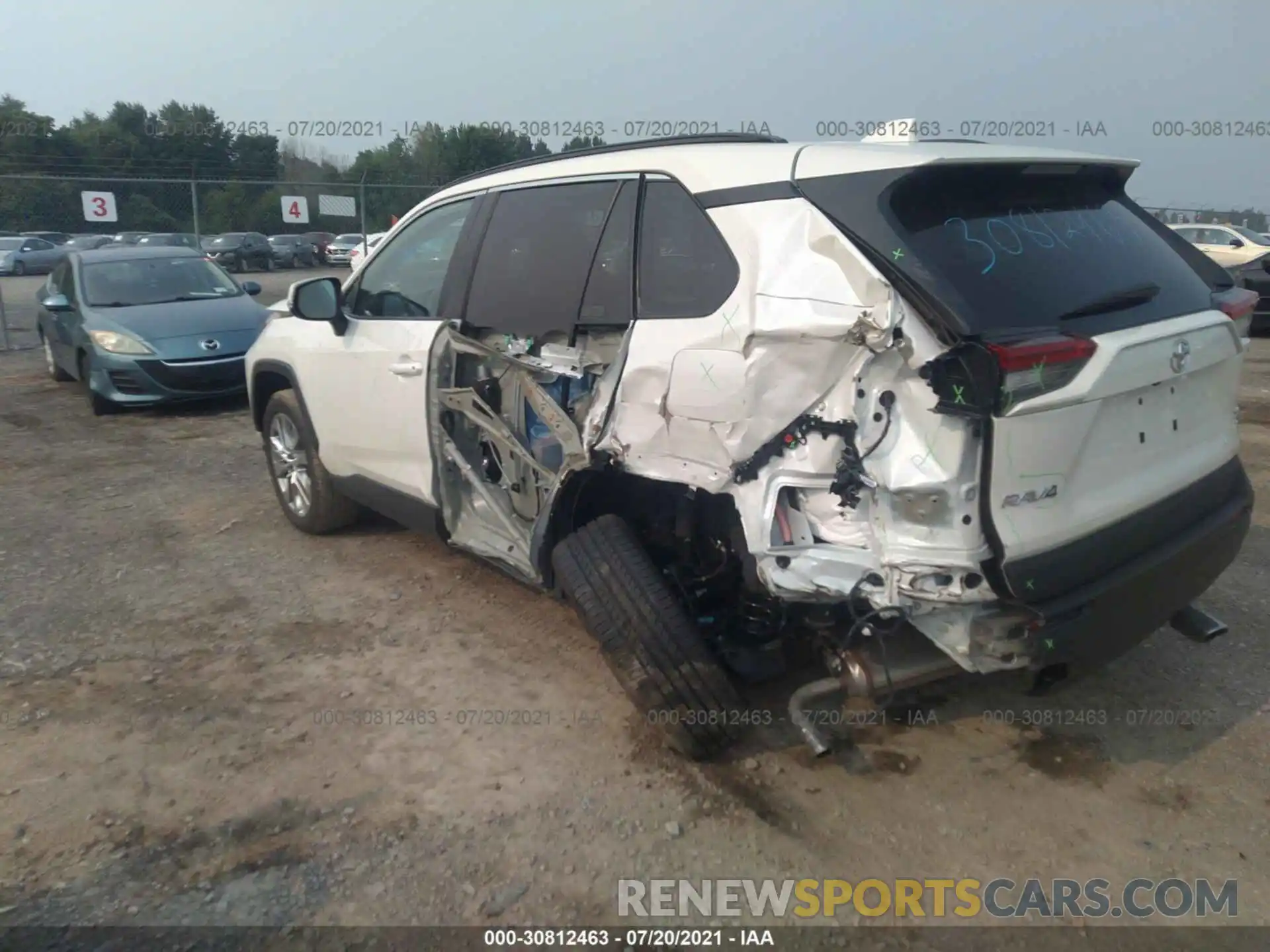 6 Photograph of a damaged car 2T3A1RFV2MW195626 TOYOTA RAV4 2021