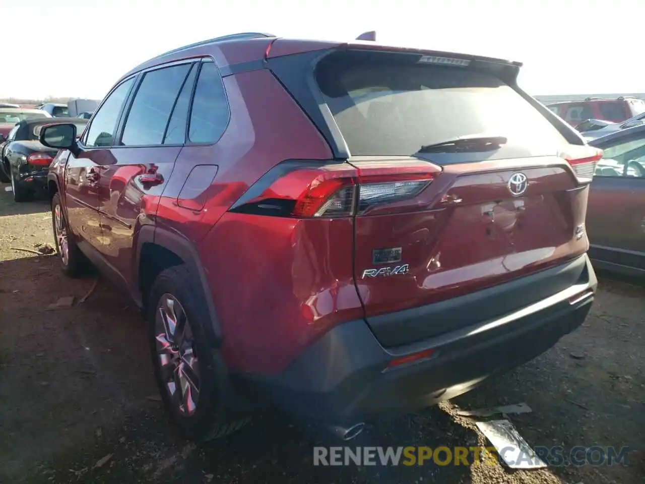 3 Photograph of a damaged car 2T3A1RFV2MW231010 TOYOTA RAV4 2021