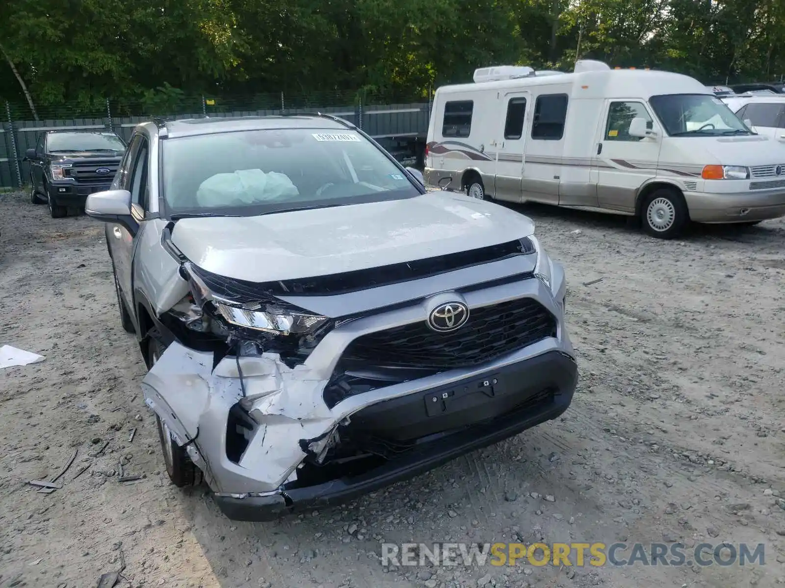 9 Photograph of a damaged car 2T3A1RFV3MC199511 TOYOTA RAV4 2021