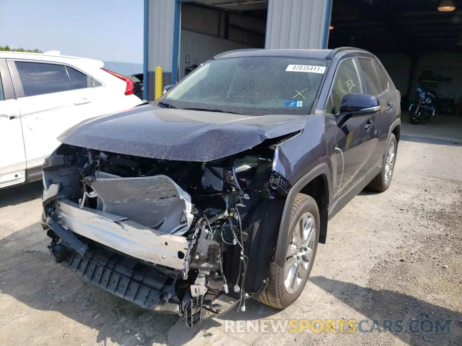 2 Photograph of a damaged car 2T3A1RFV3MW171917 TOYOTA RAV4 2021