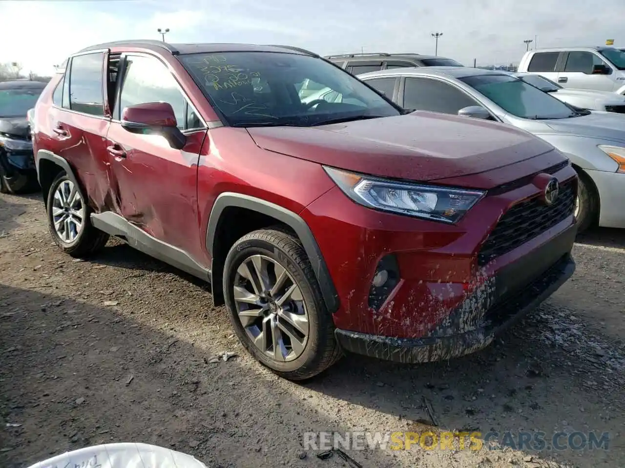 1 Photograph of a damaged car 2T3A1RFV3MW203295 TOYOTA RAV4 2021